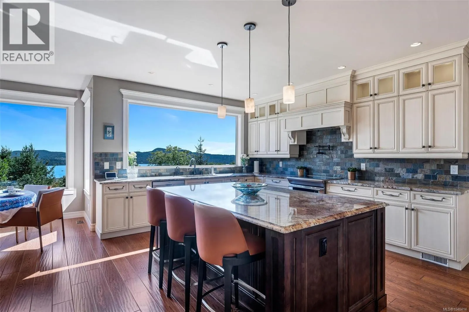 5365 Basinview Hts