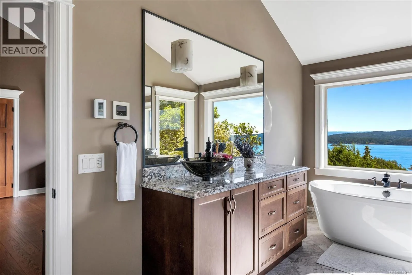 5365 Basinview Hts