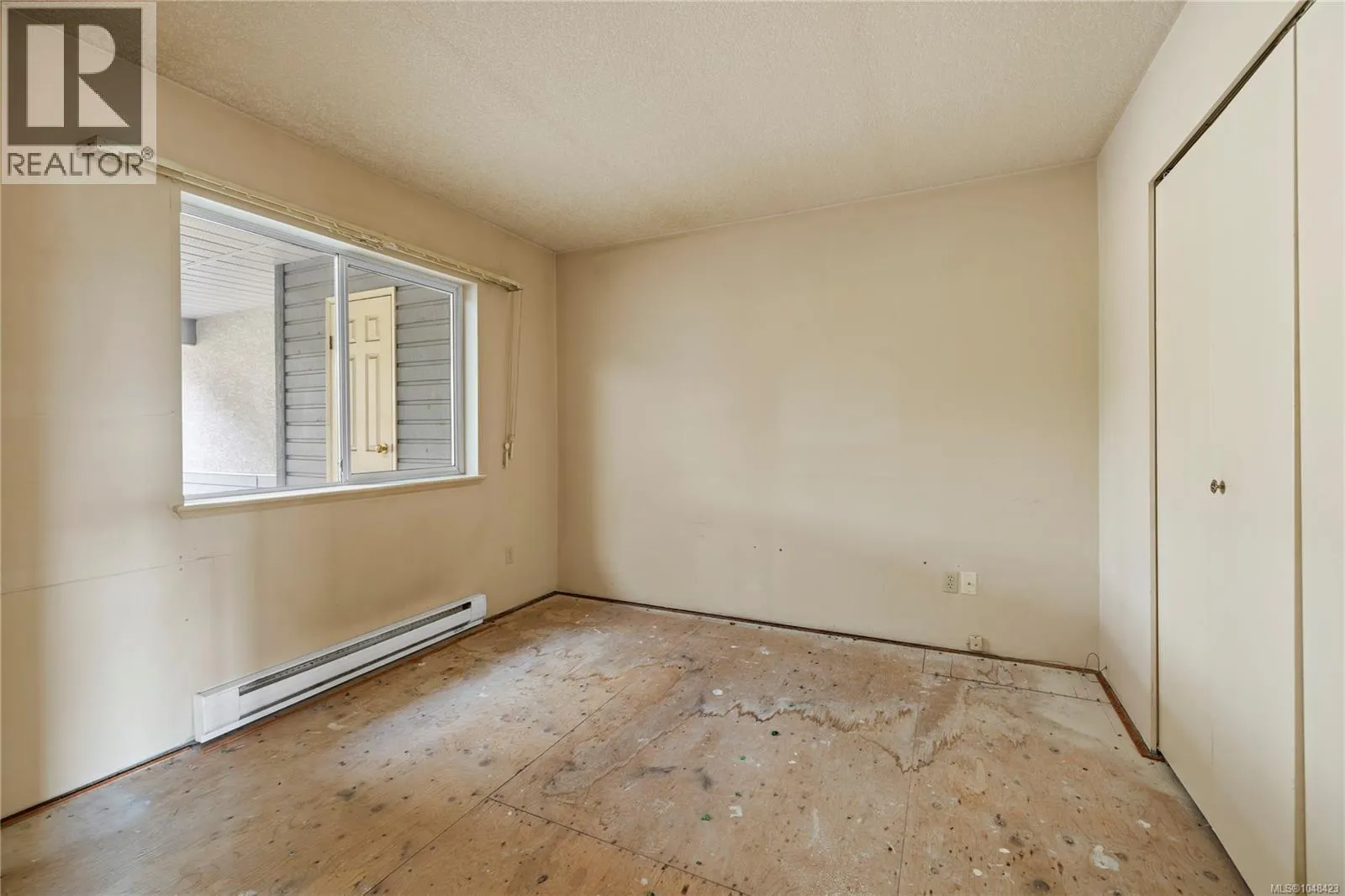 954 Highview Terr