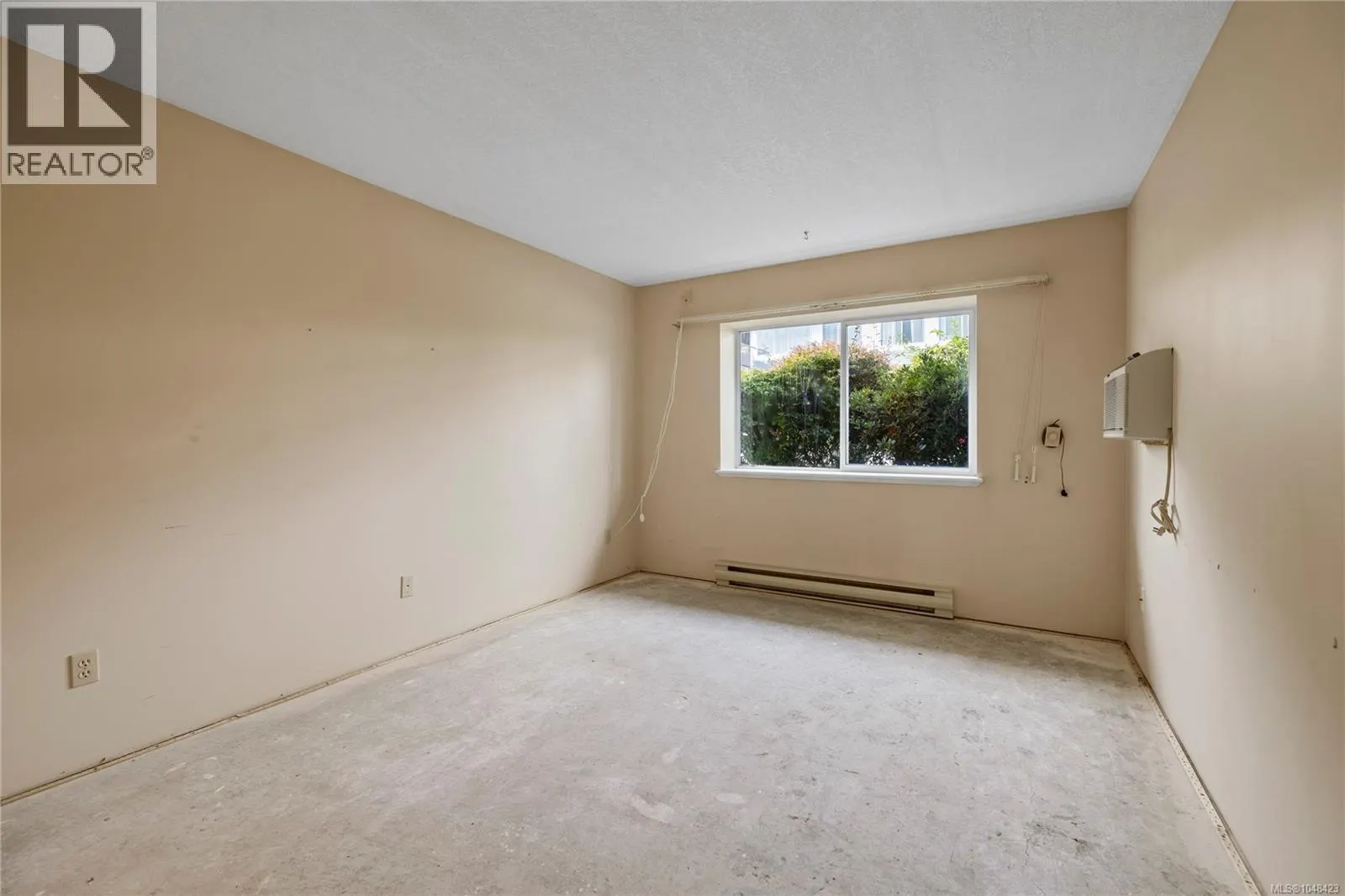 954 Highview Terr