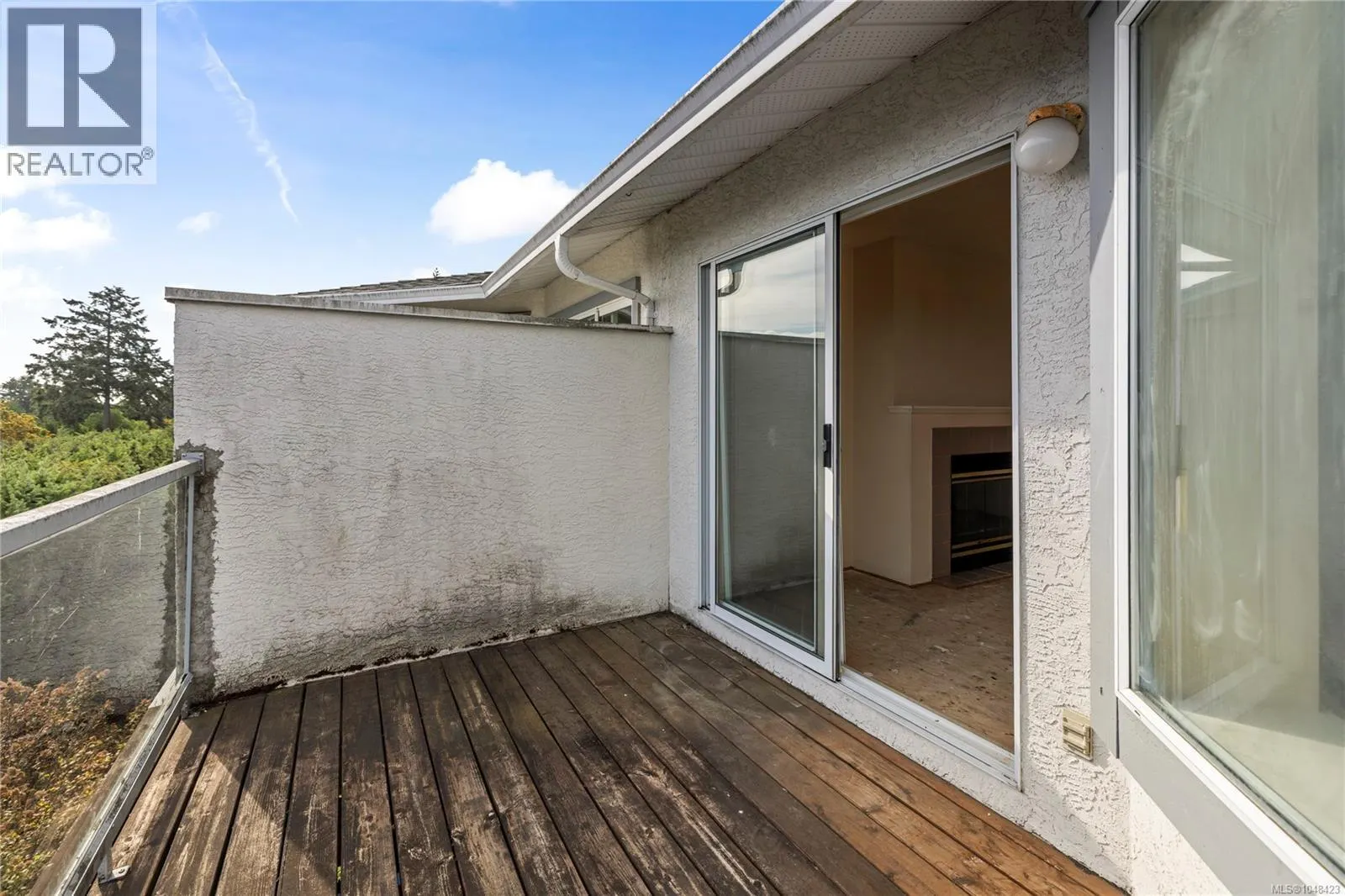 954 Highview Terr