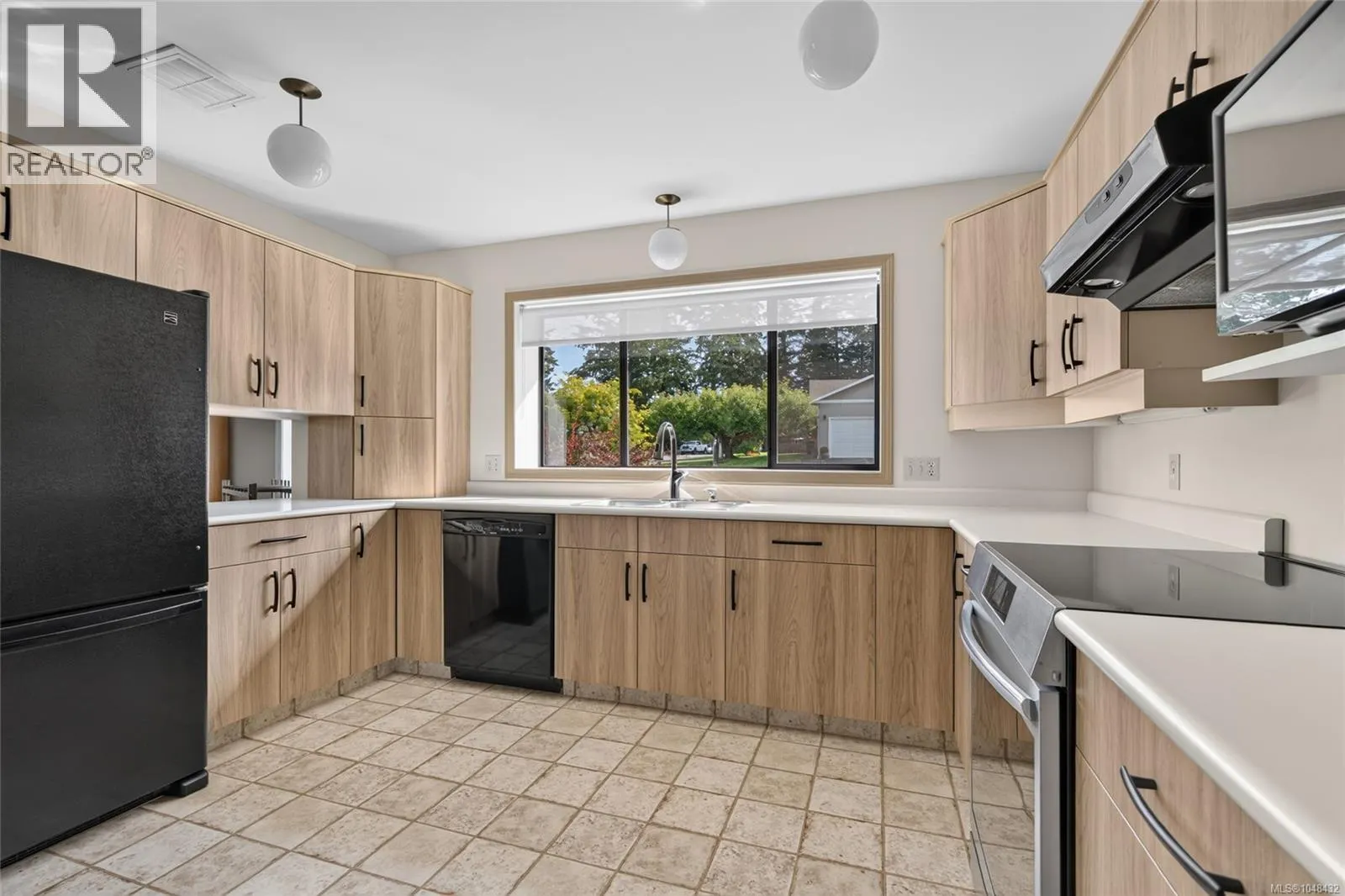 1125 Marin Park Dr