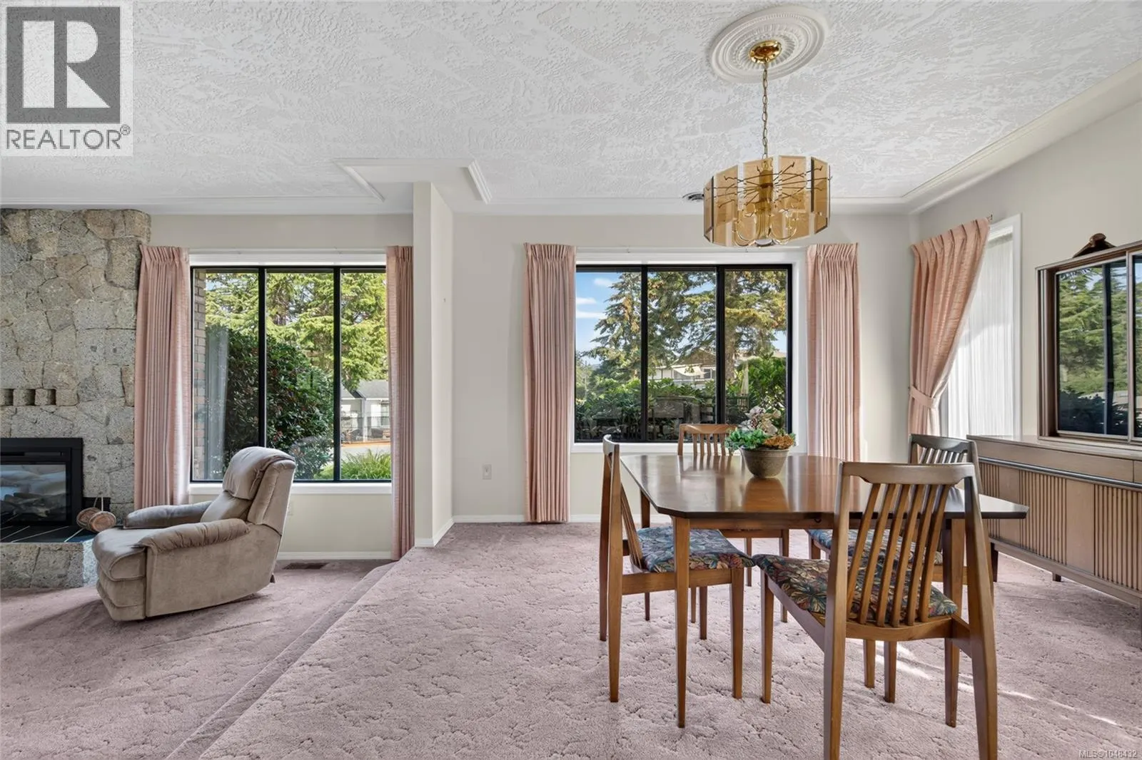 1125 Marin Park Dr