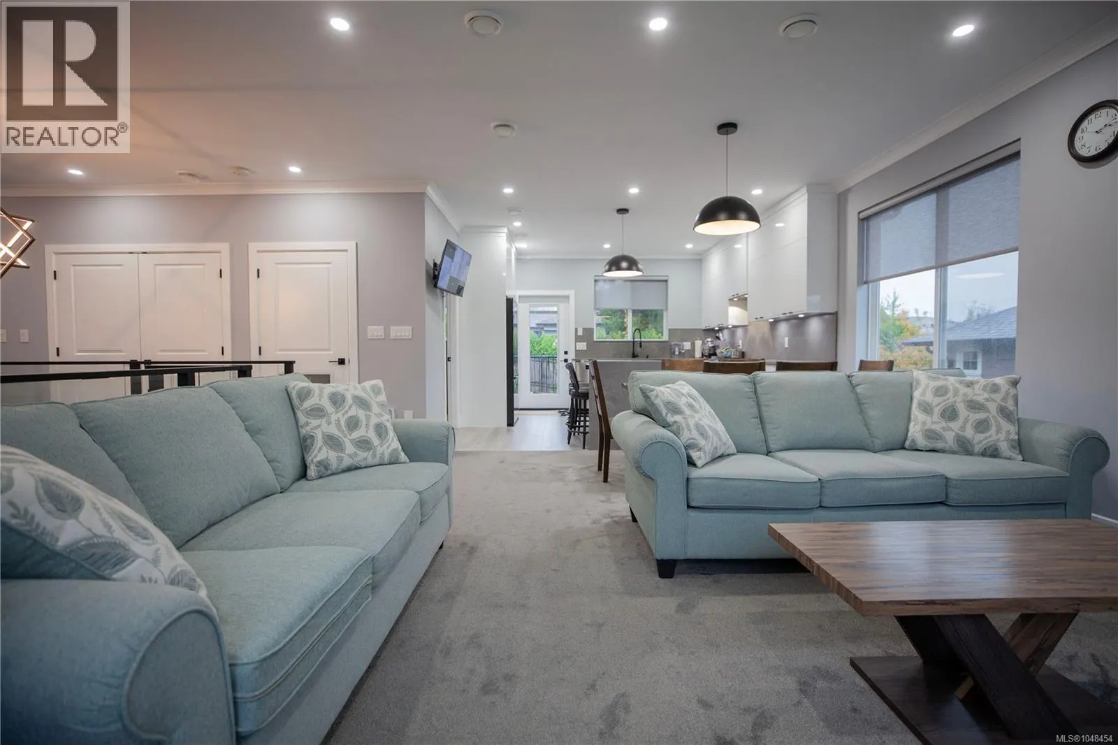 741 Snowdrop Ave
