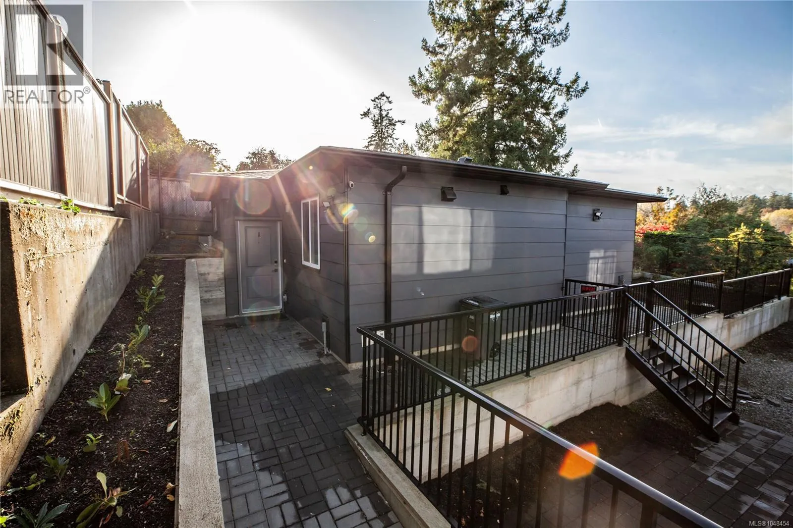 741 Snowdrop Ave