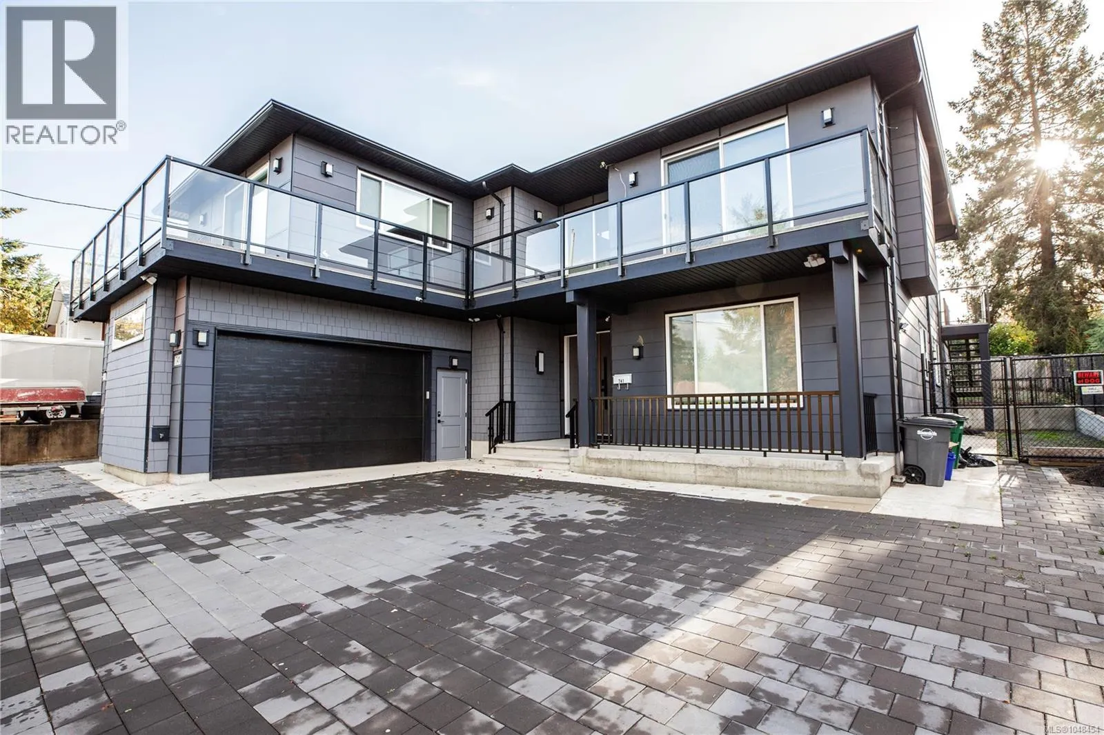 741 Snowdrop Ave