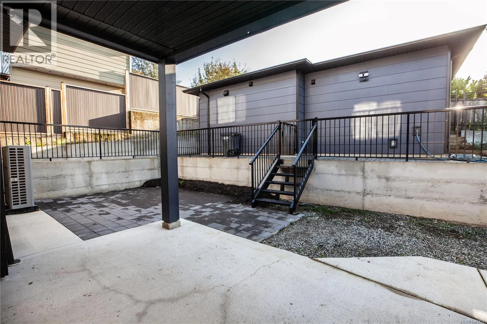 741 Snowdrop Ave