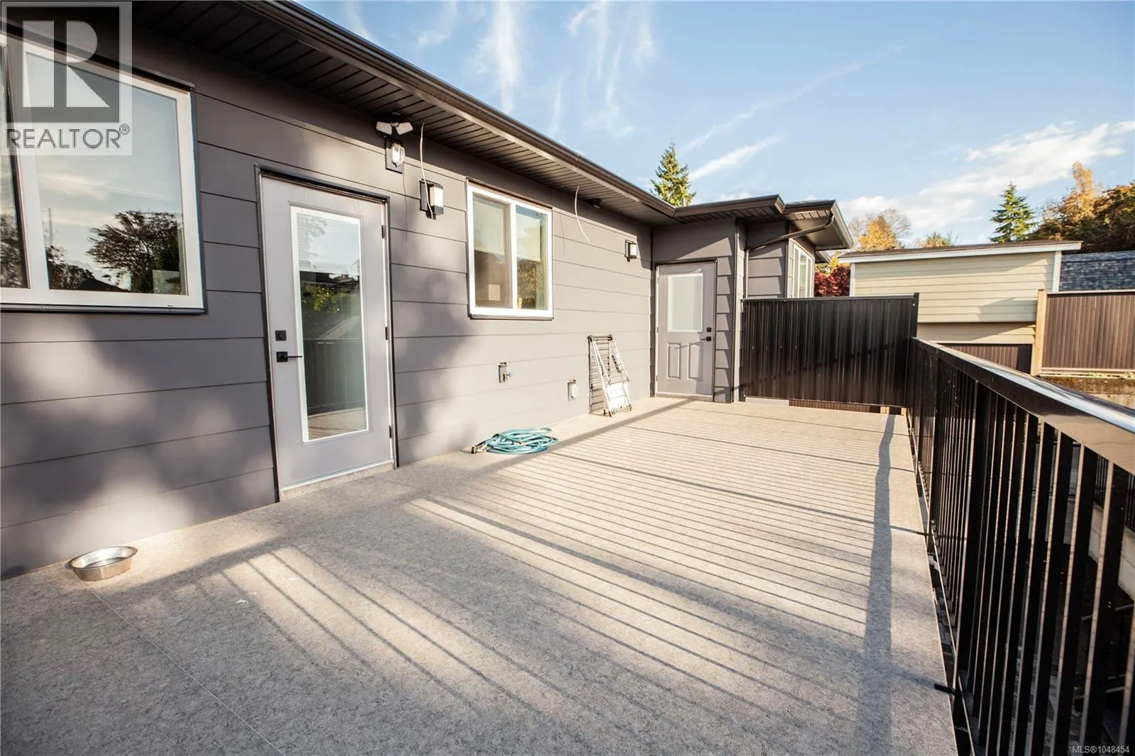 741 Snowdrop Ave