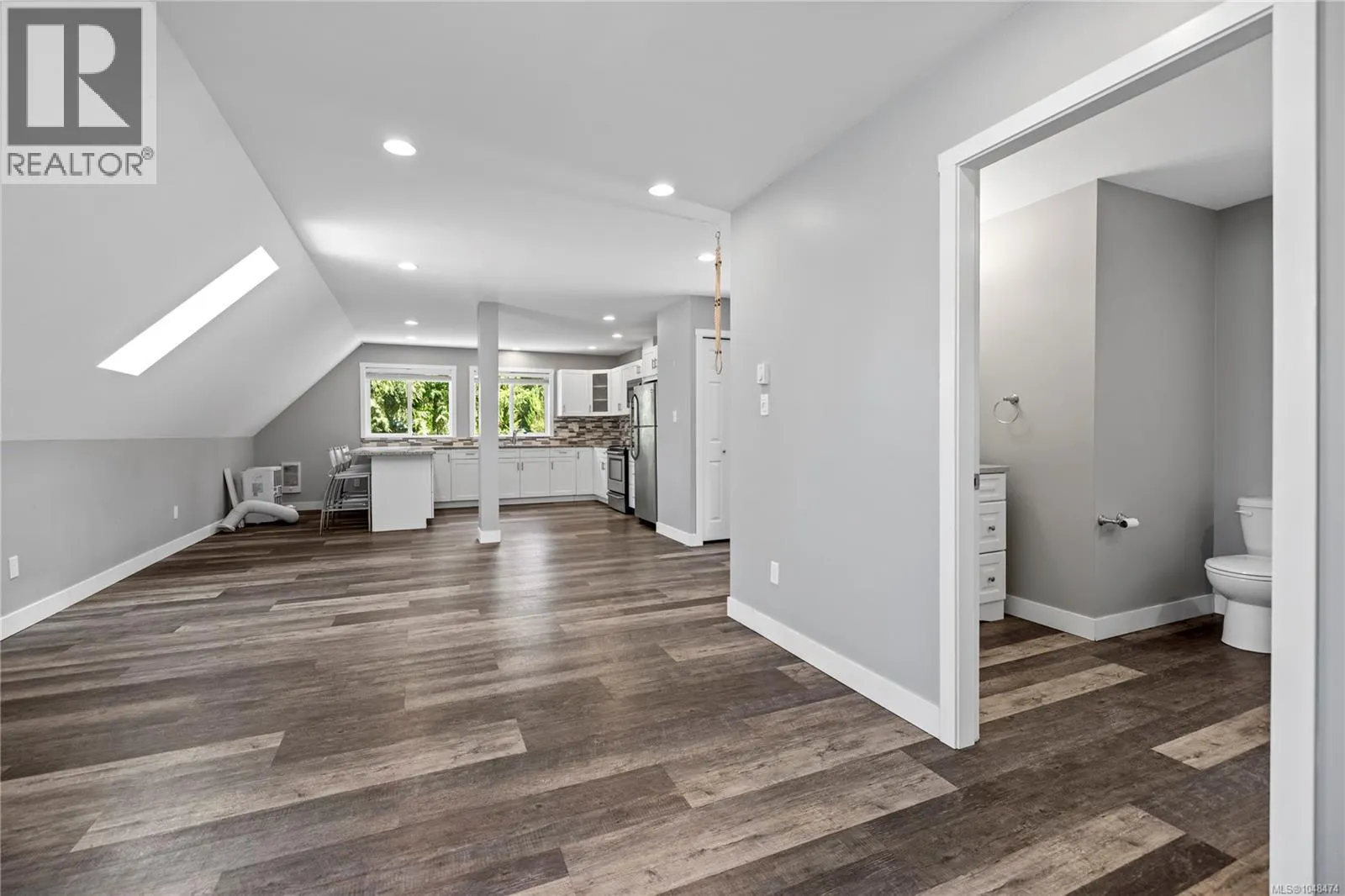 1755 Galvin Pl