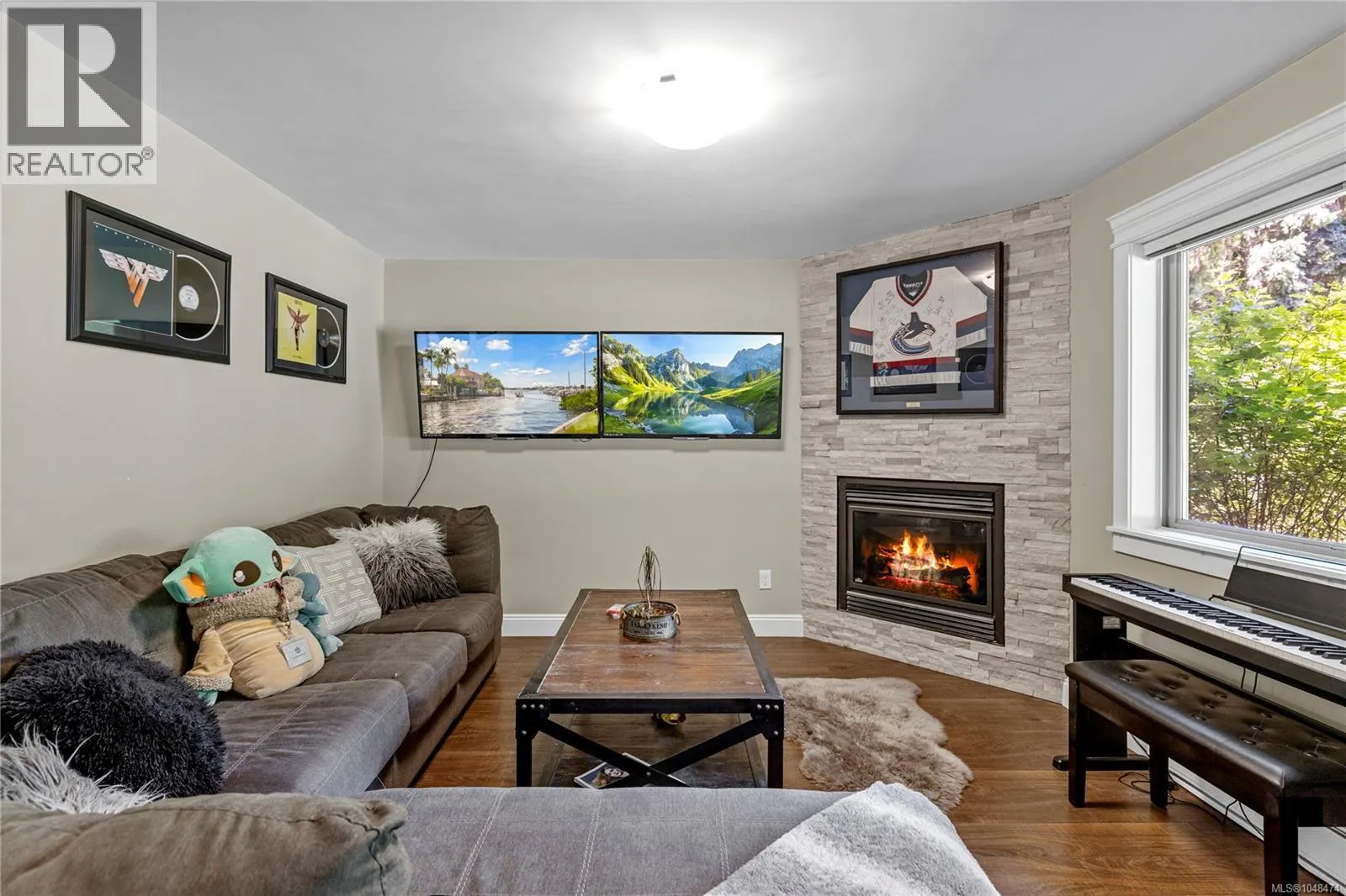 1755 Galvin Pl