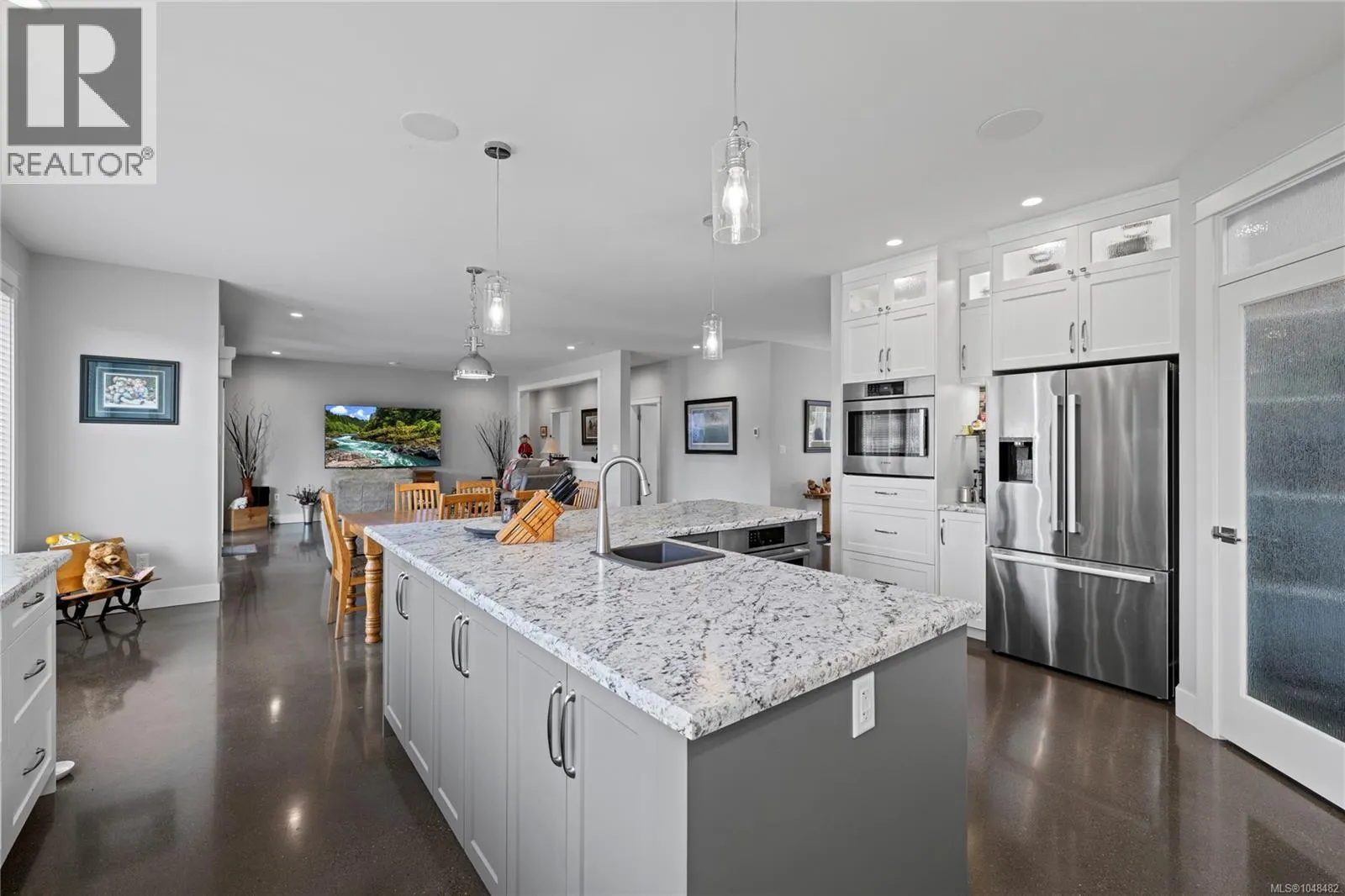 1100 Alpine View Pl
