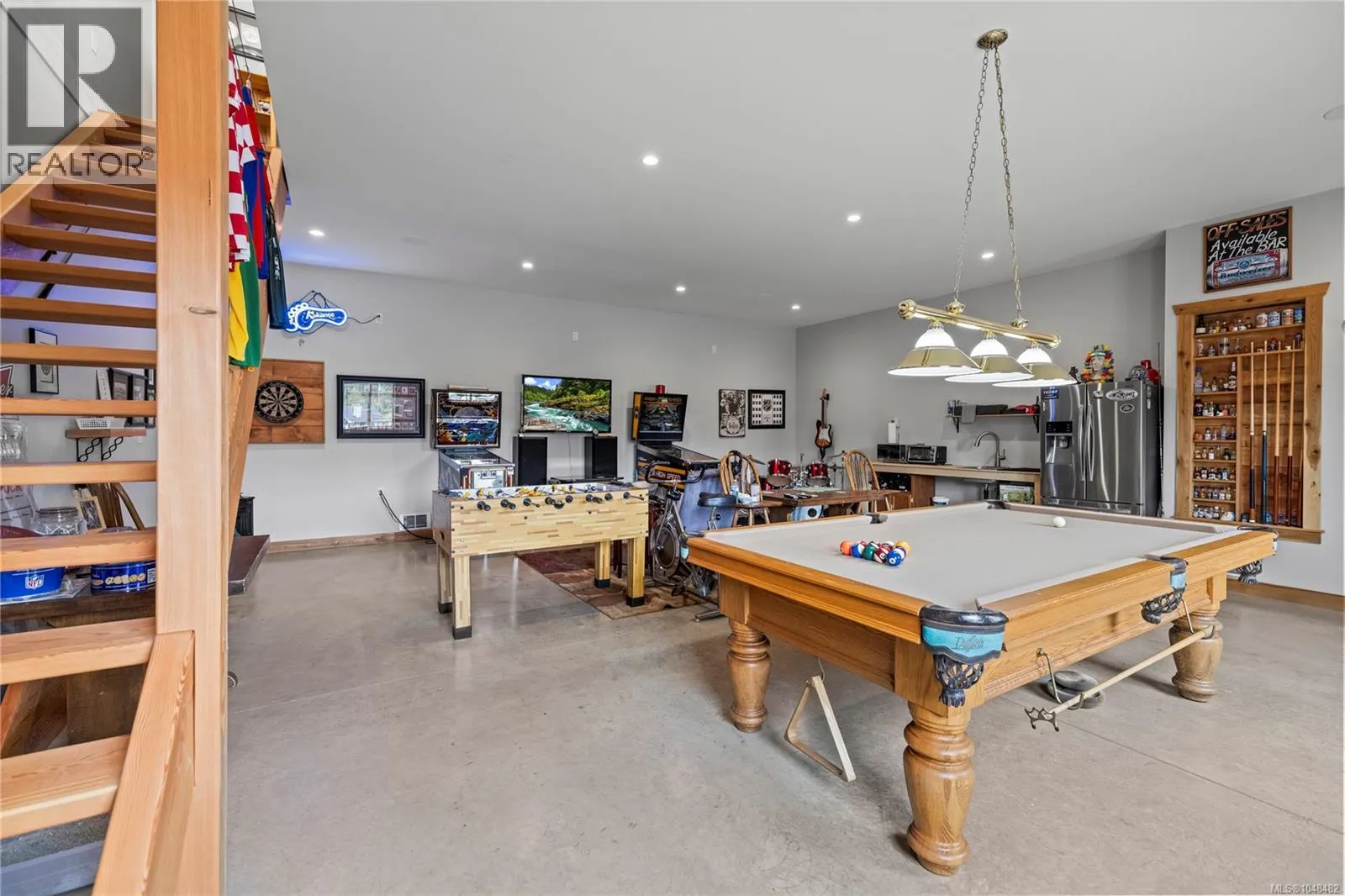 1100 Alpine View Pl