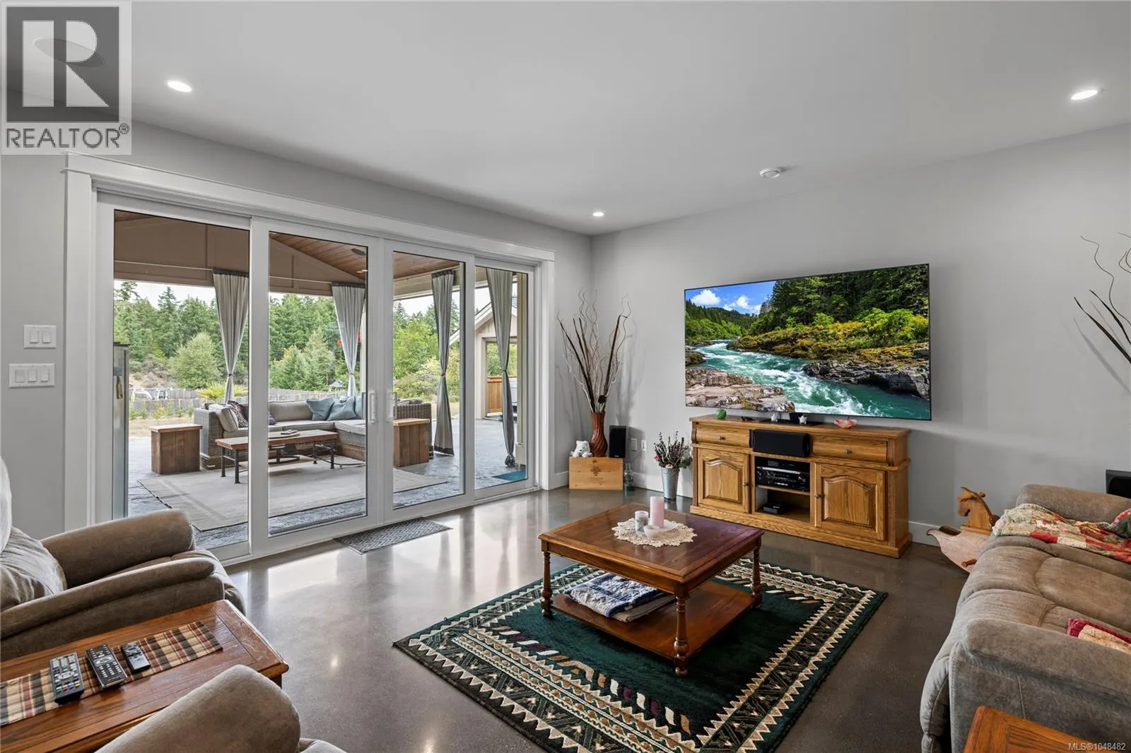 1100 Alpine View Pl