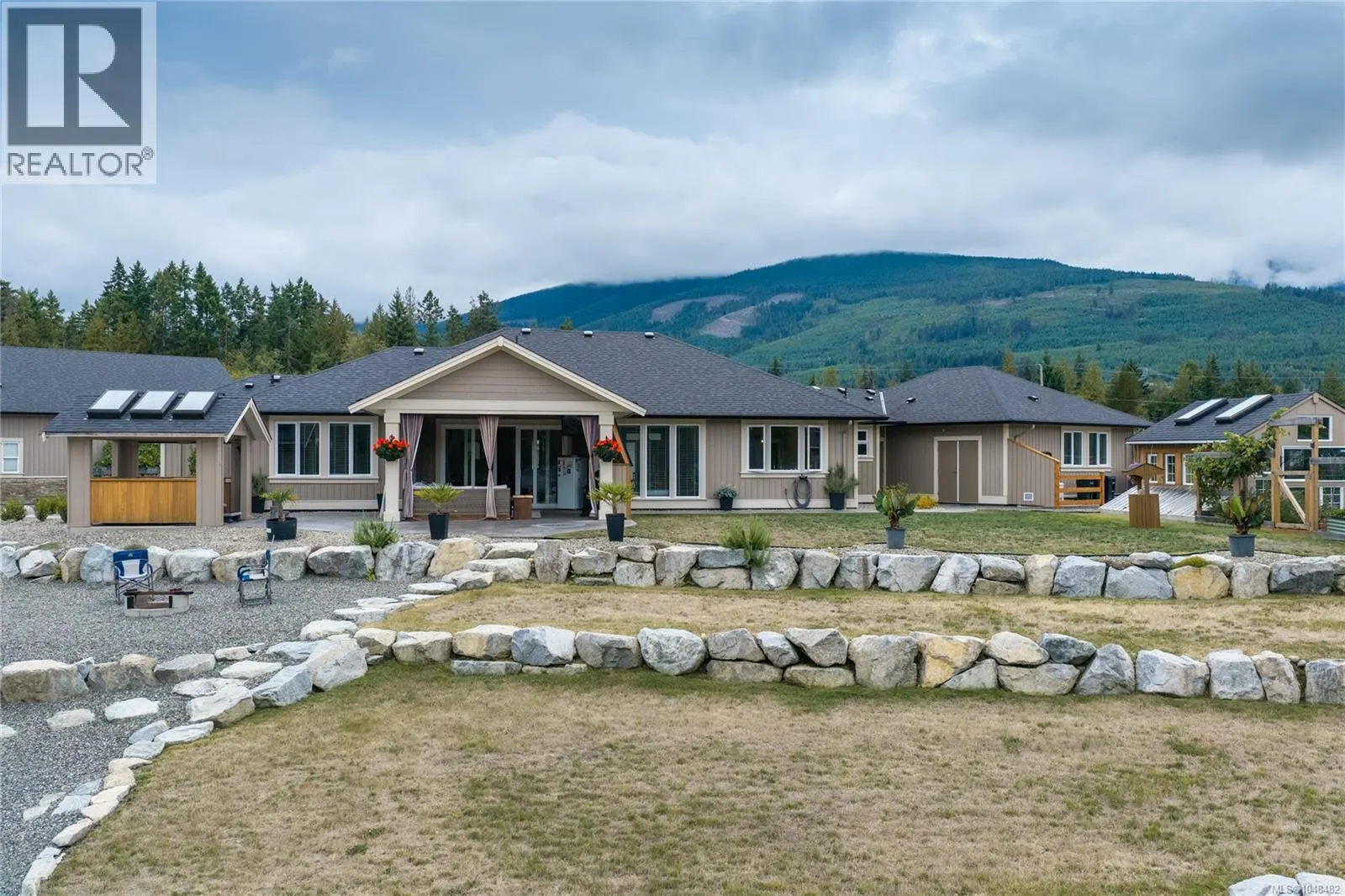1100 Alpine View Pl