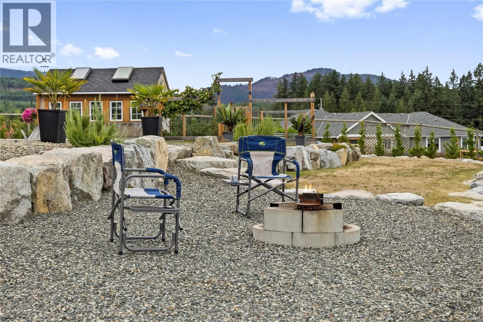 1100 Alpine View Pl