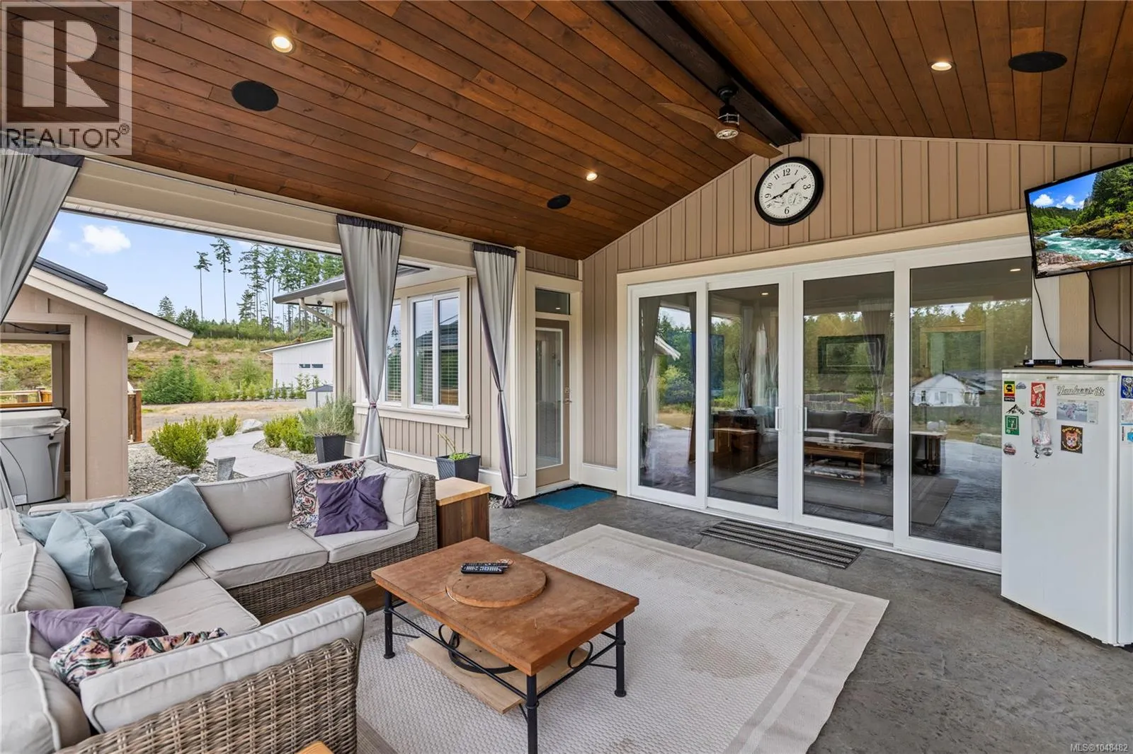 1100 Alpine View Pl
