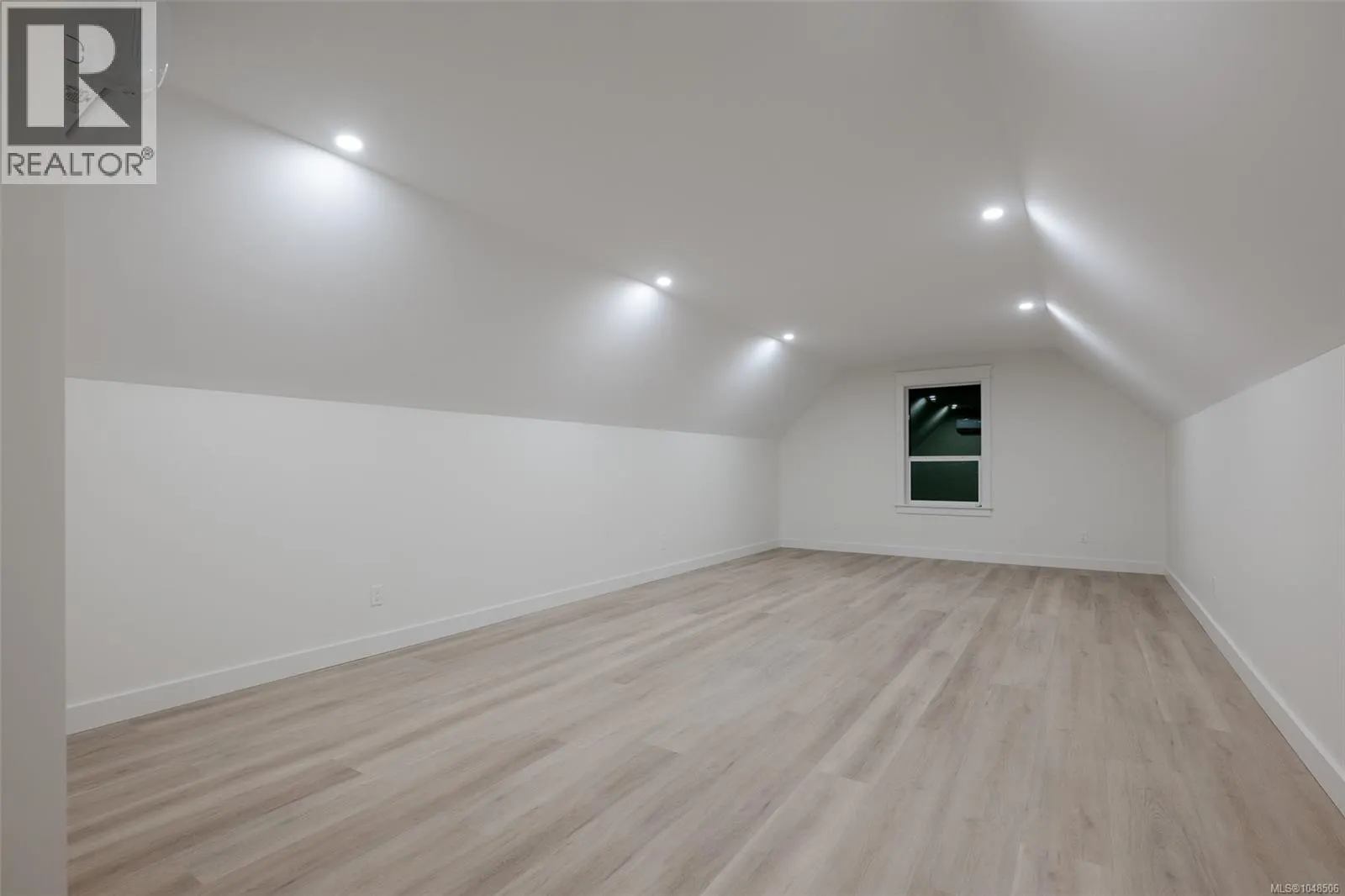 6537 Fayette Rd