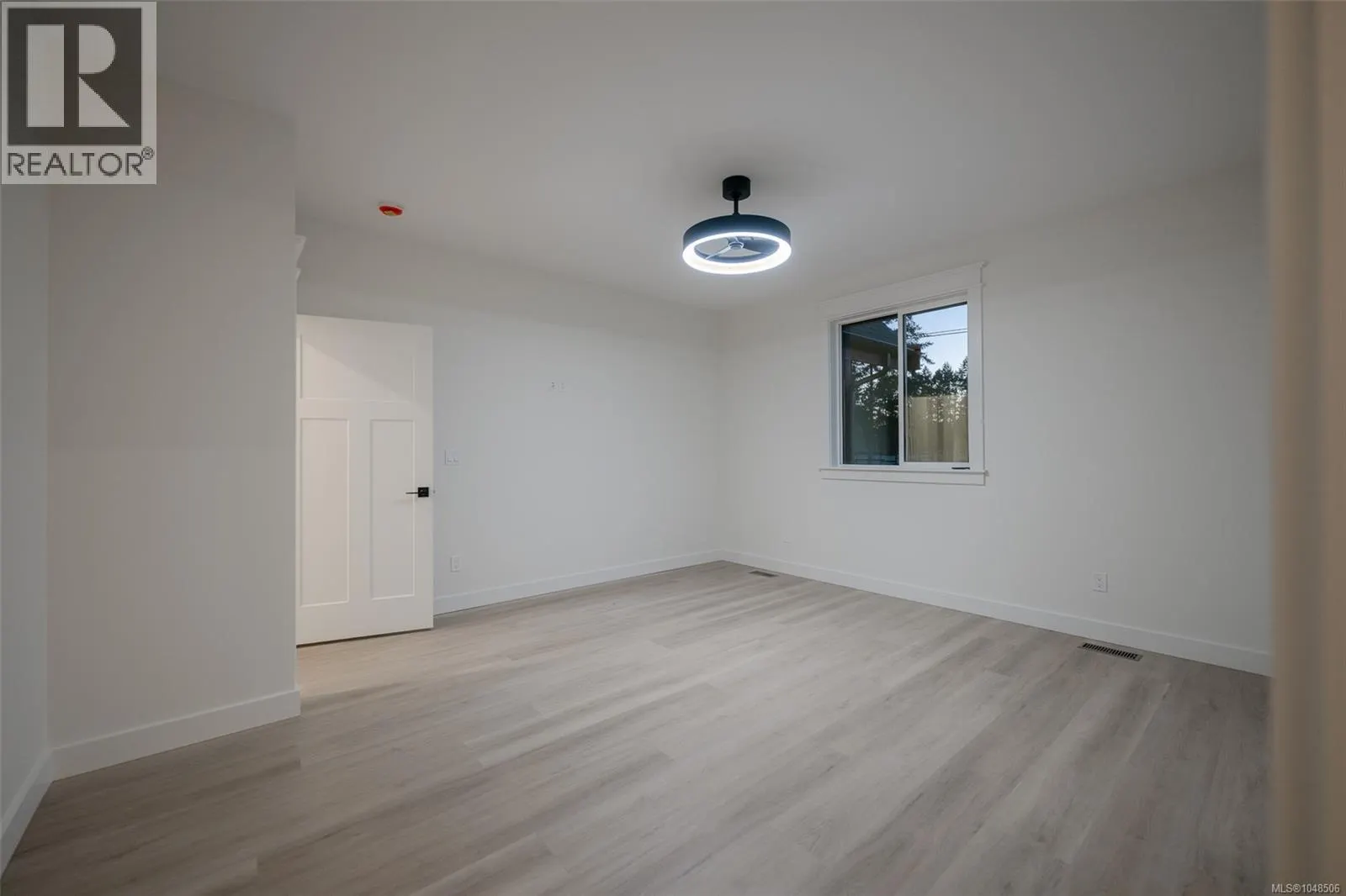 6537 Fayette Rd