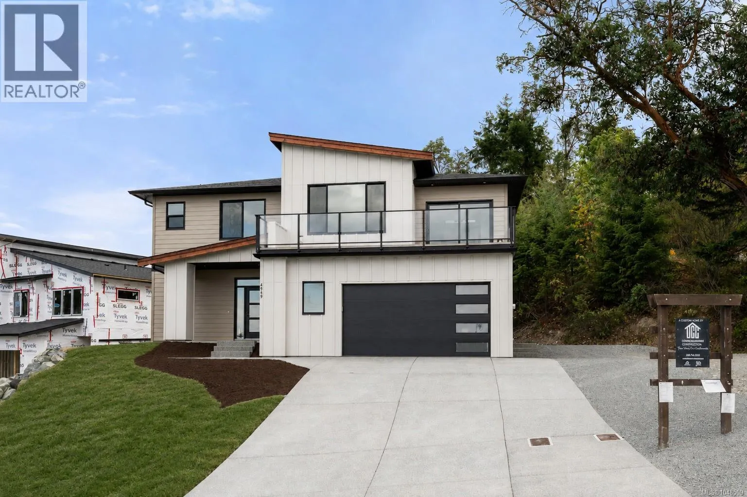 4949 Dixon Lane