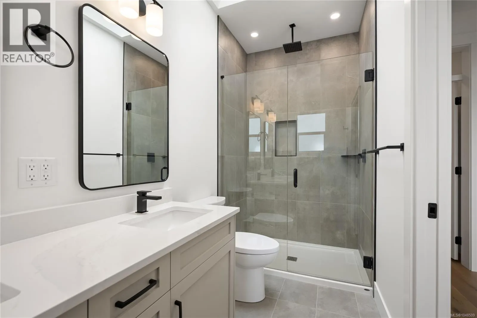 4949 Dixon Lane