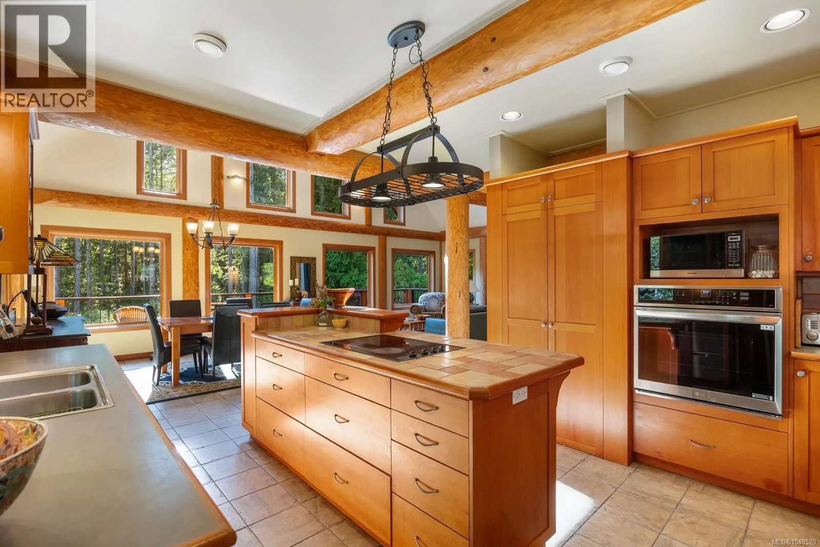 900 Spider Lake Rd