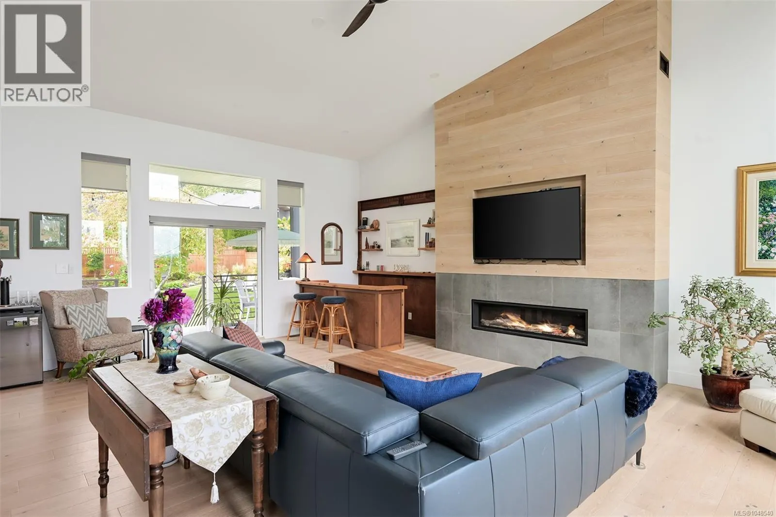 8566 Moxon Terr