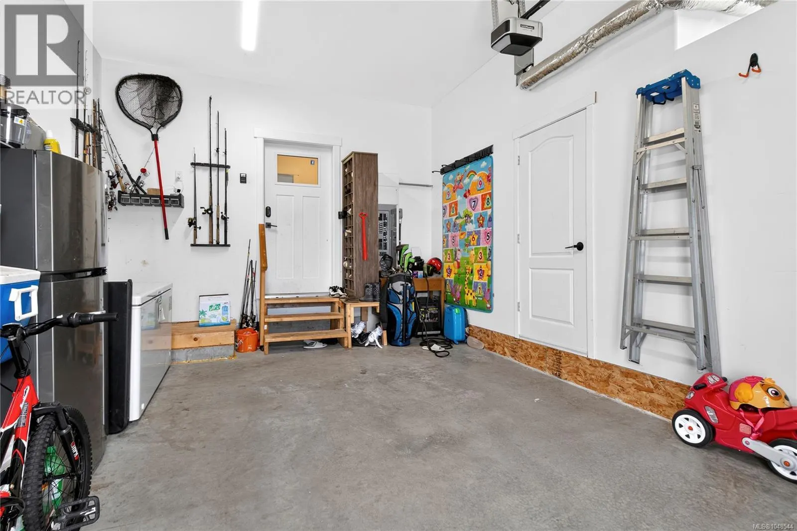 720 Sitka St
