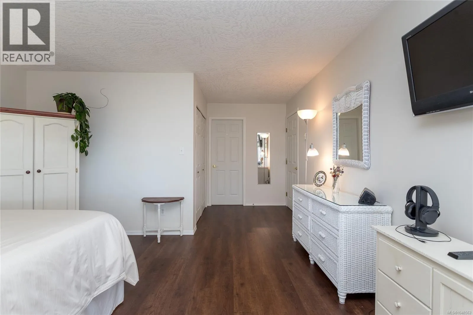 28 909 Admirals Rd