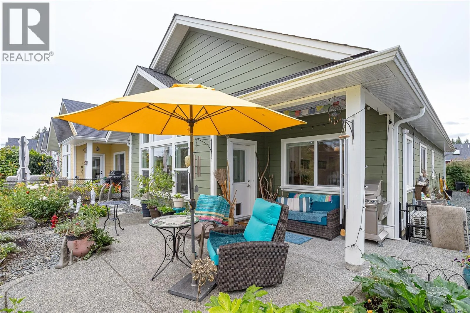 322 Edgewood Cres