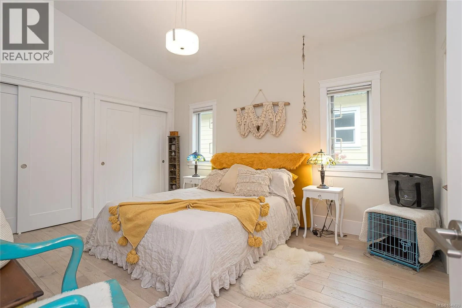 322 Edgewood Cres