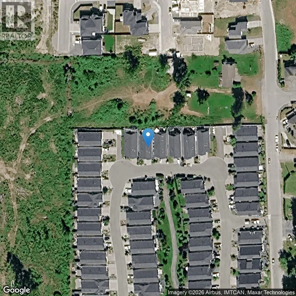 322 Edgewood Cres