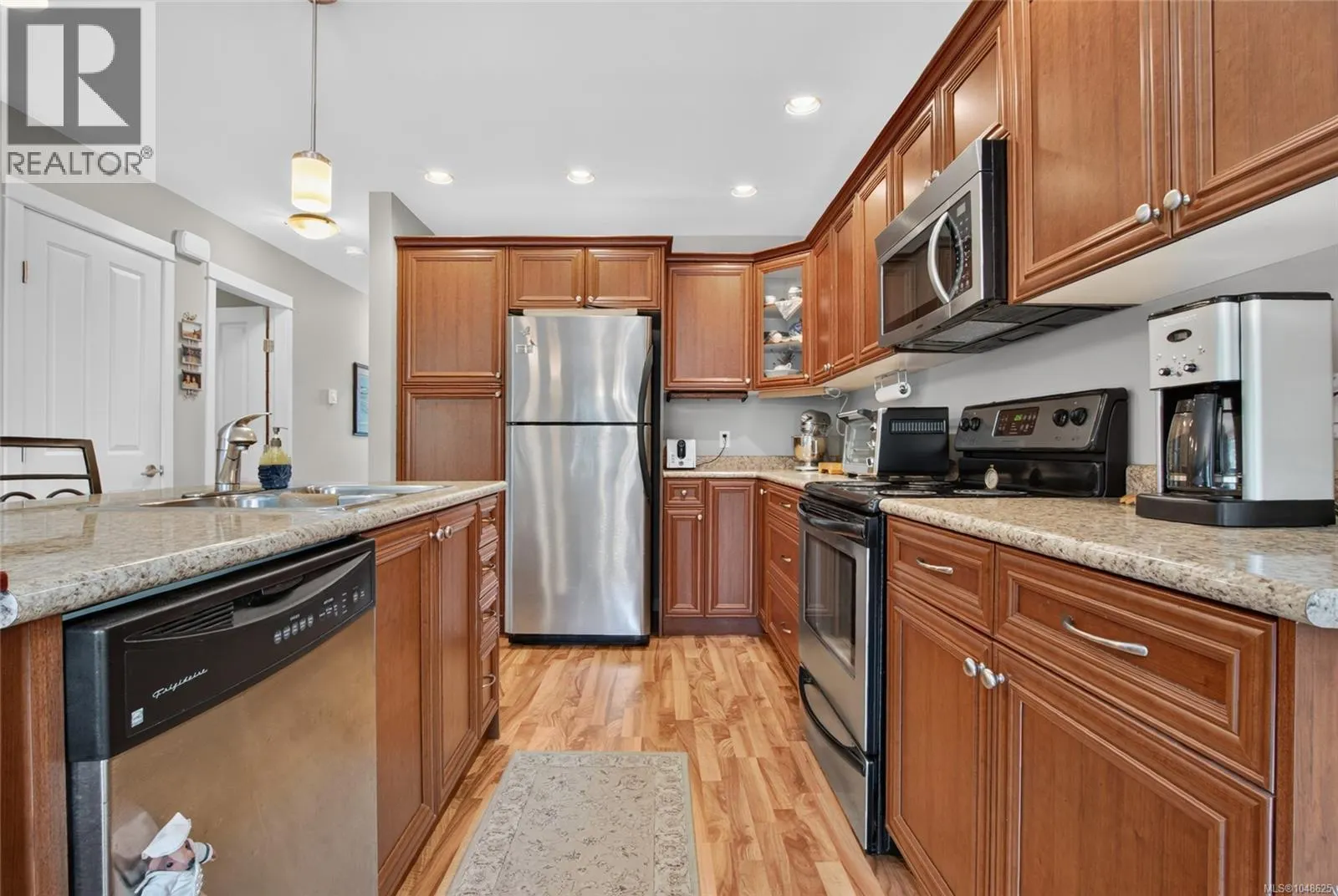 14 6250 Palahi Rd