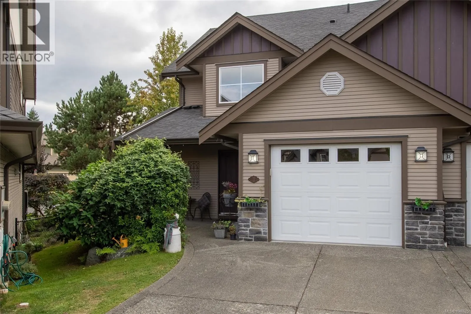 14 6250 Palahi Rd