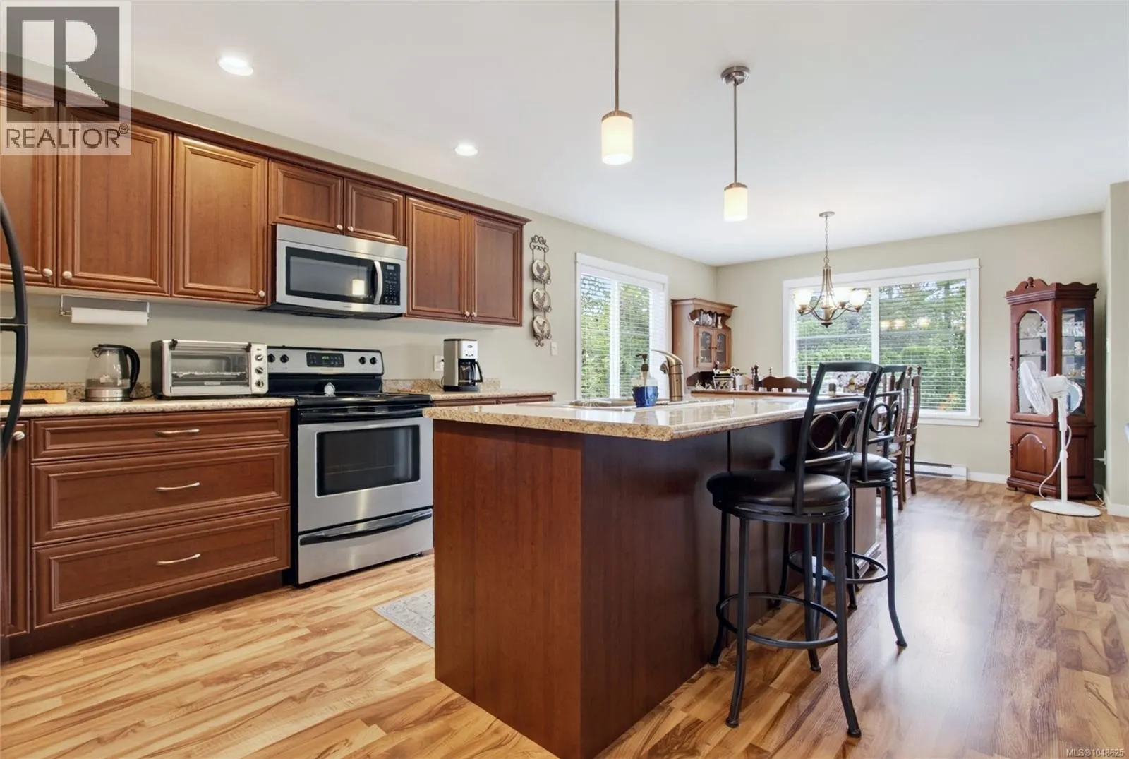 14 6250 Palahi Rd