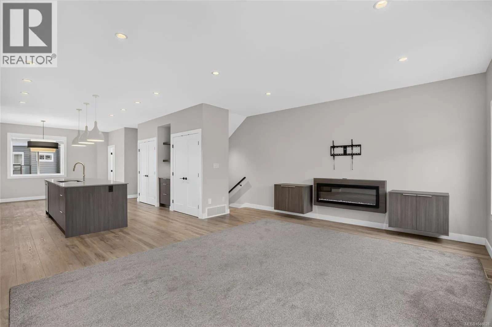 13 2310 Guthrie Rd