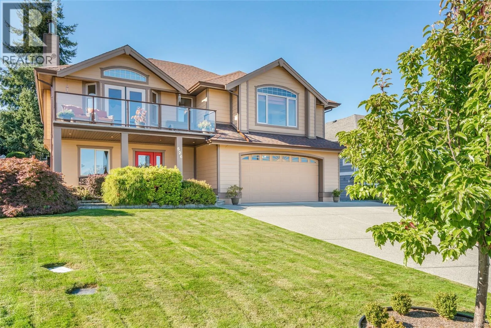 526 Douglas Pl