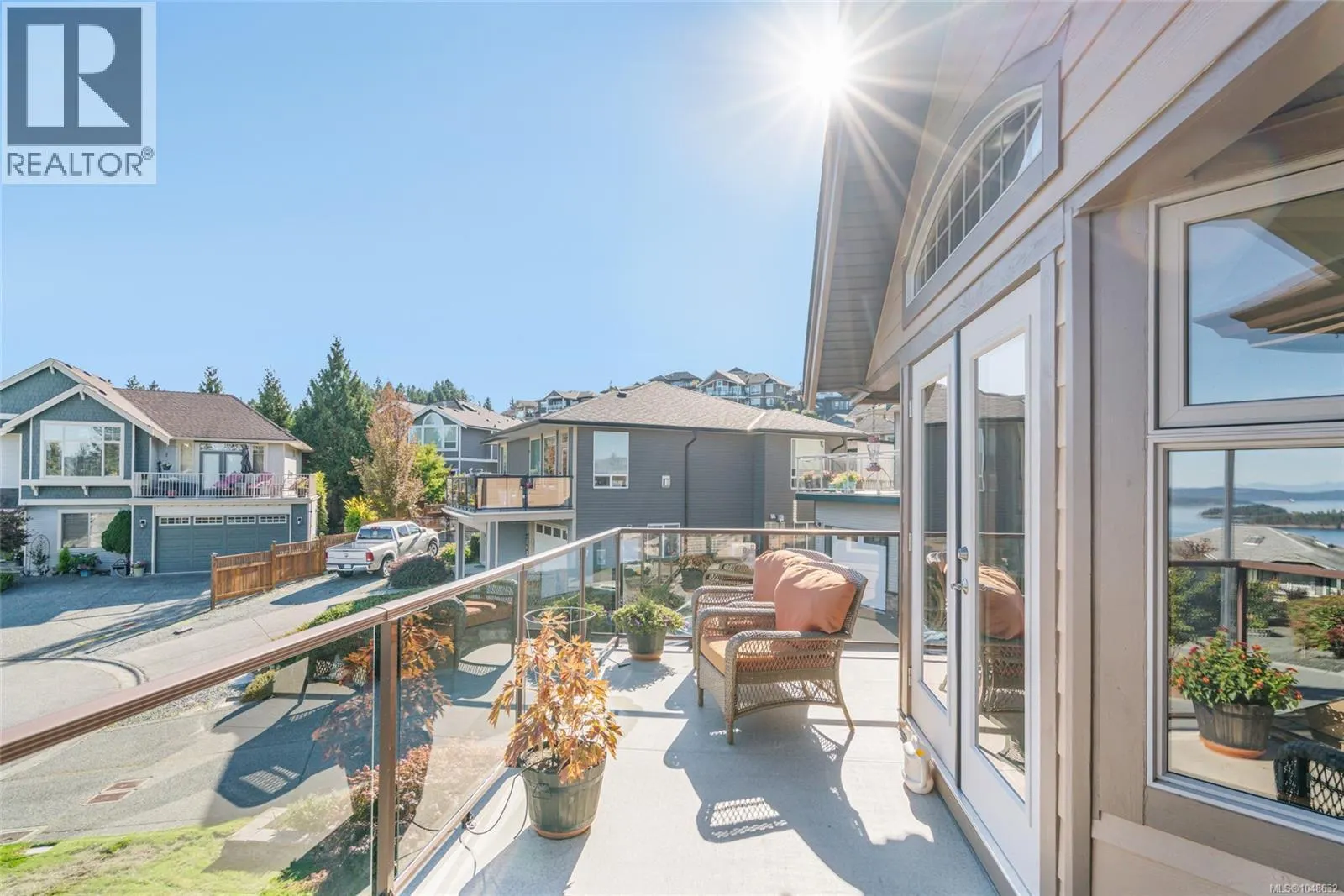 526 Douglas Pl