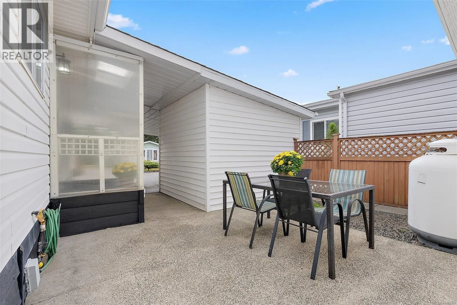 53 7701 Central Saanich Rd
