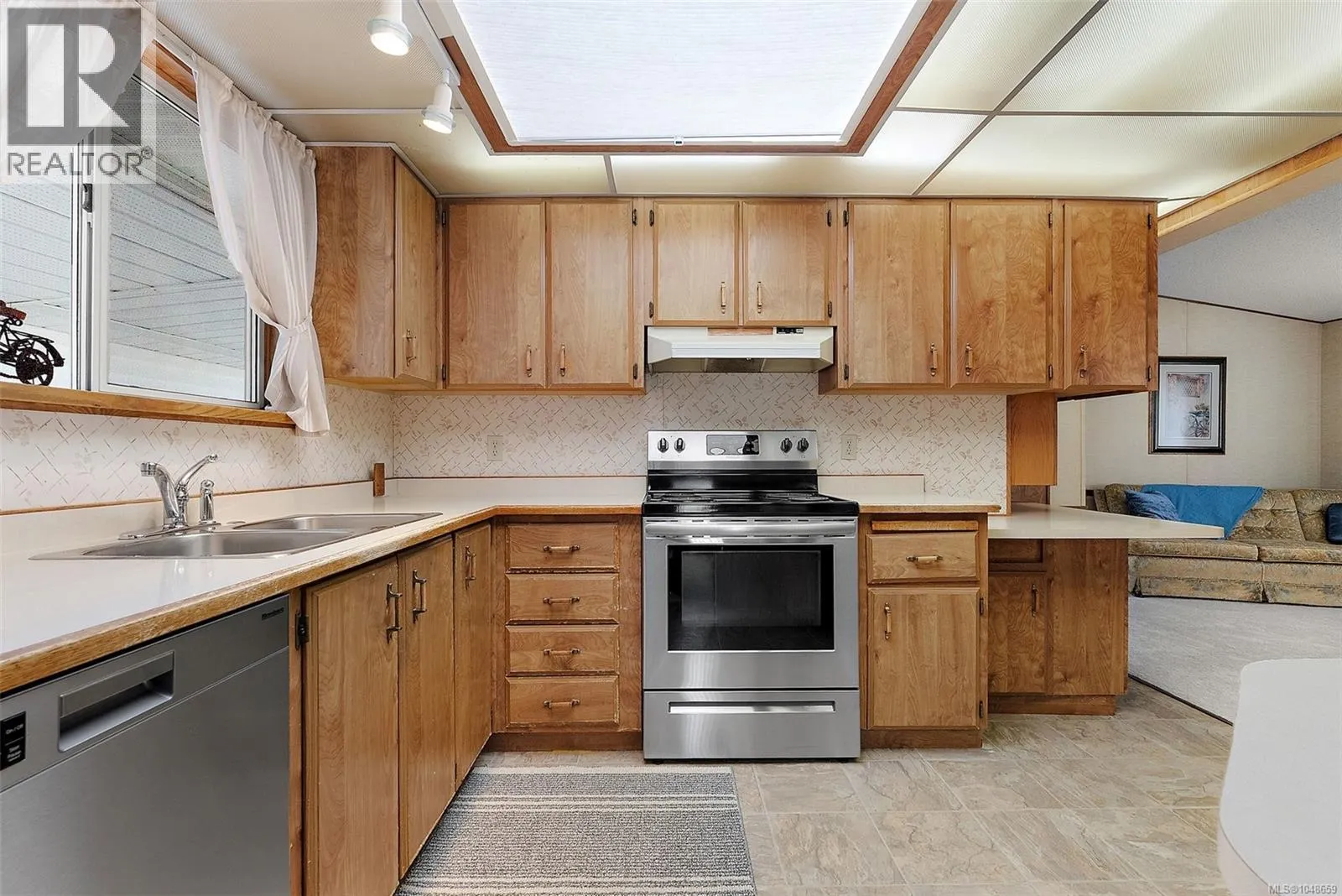 53 7701 Central Saanich Rd
