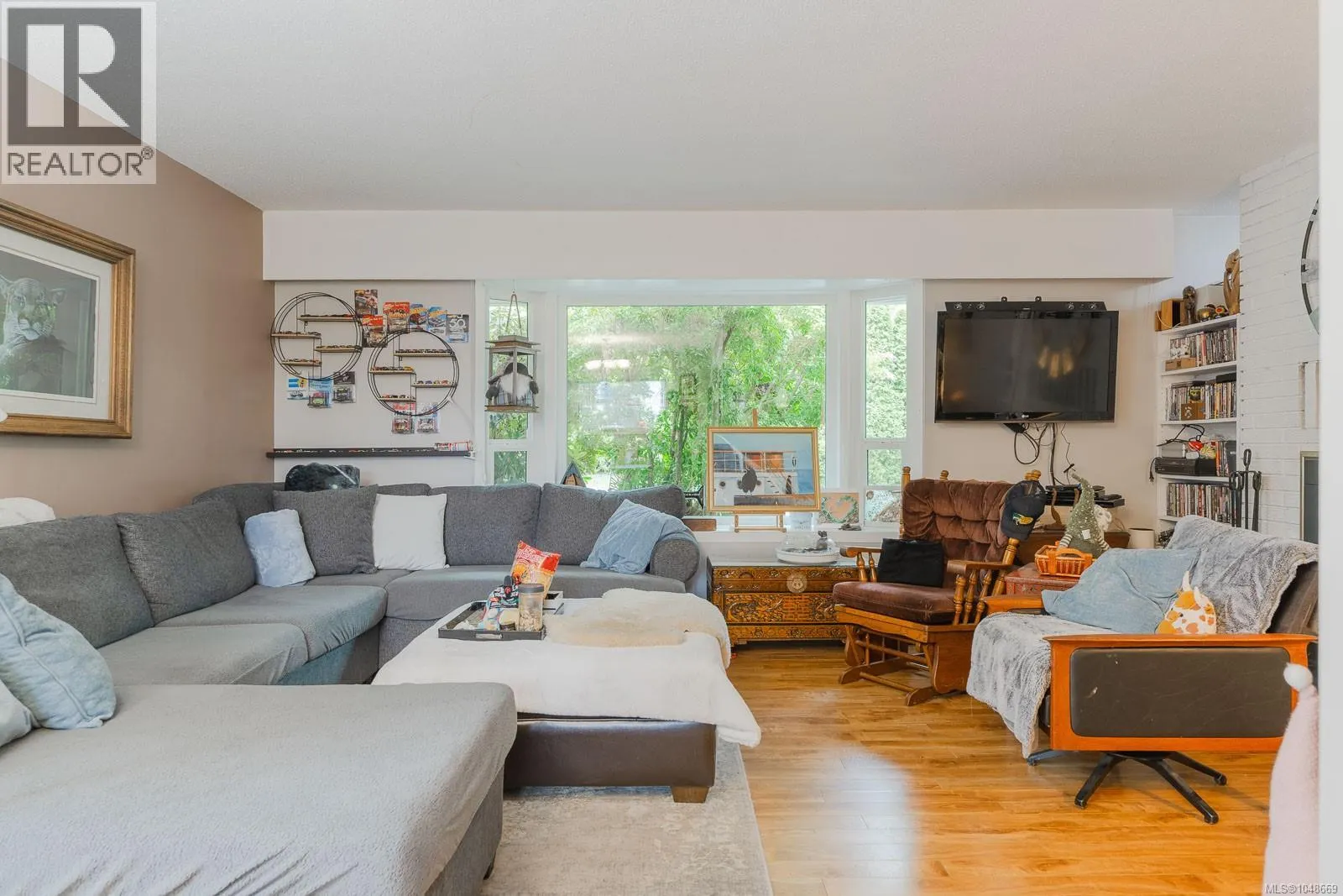 395 Dogwood Dr