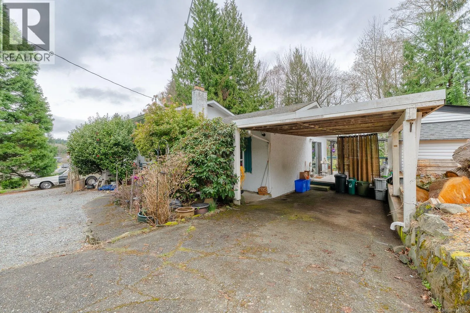395 Dogwood Dr