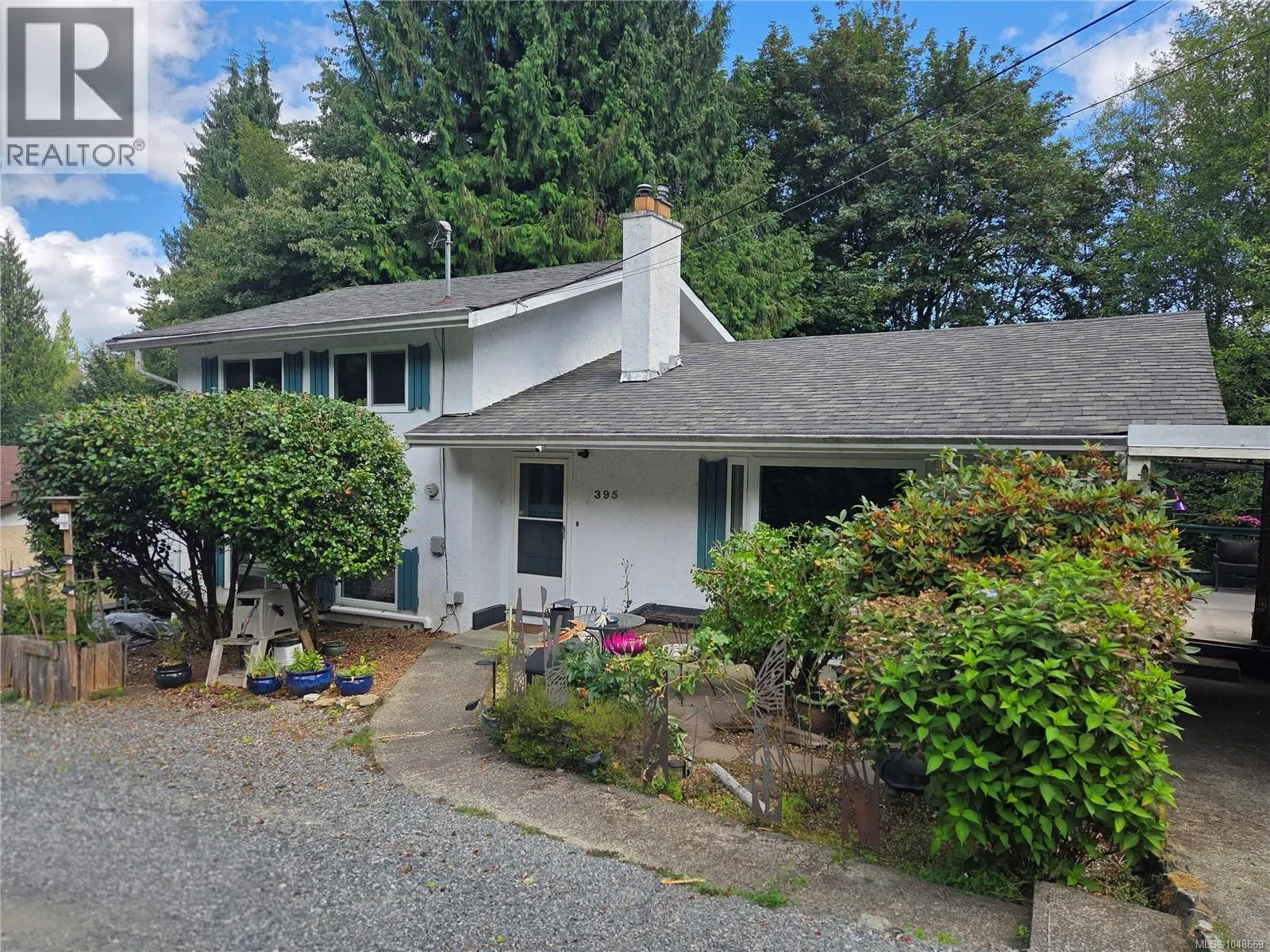 395 Dogwood Dr