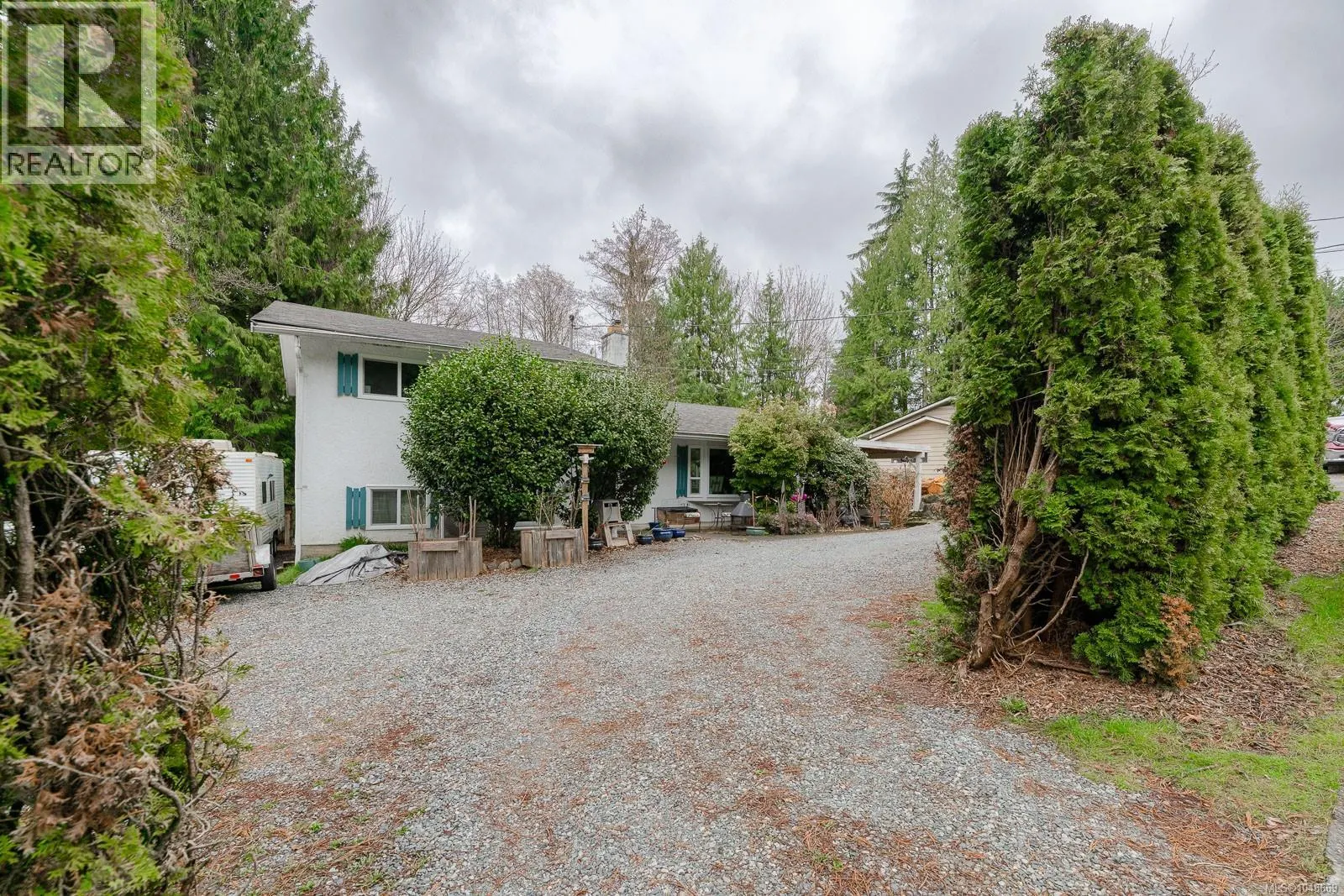 395 Dogwood Dr