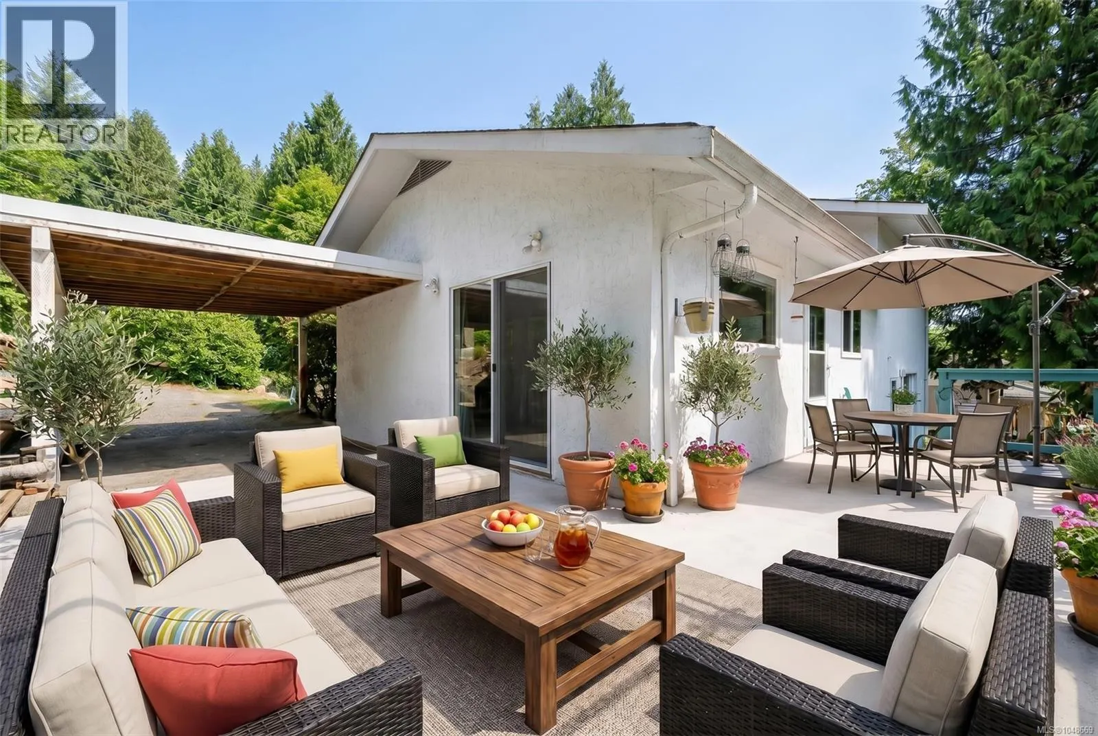 395 Dogwood Dr
