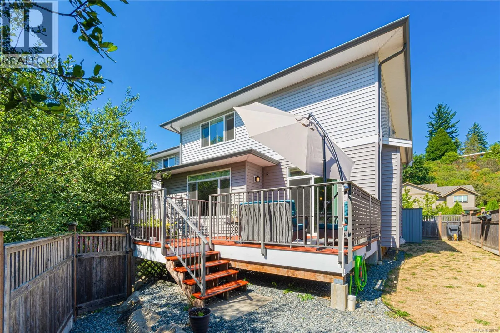 495 Menzies Ridge Dr