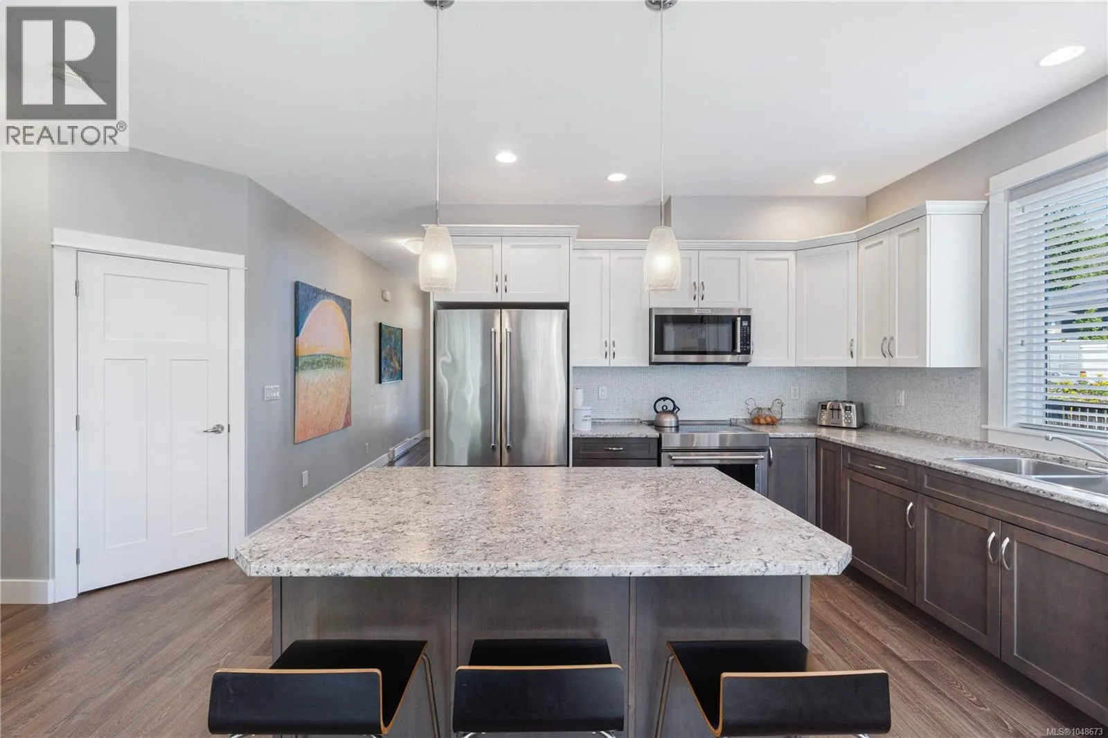 495 Menzies Ridge Dr