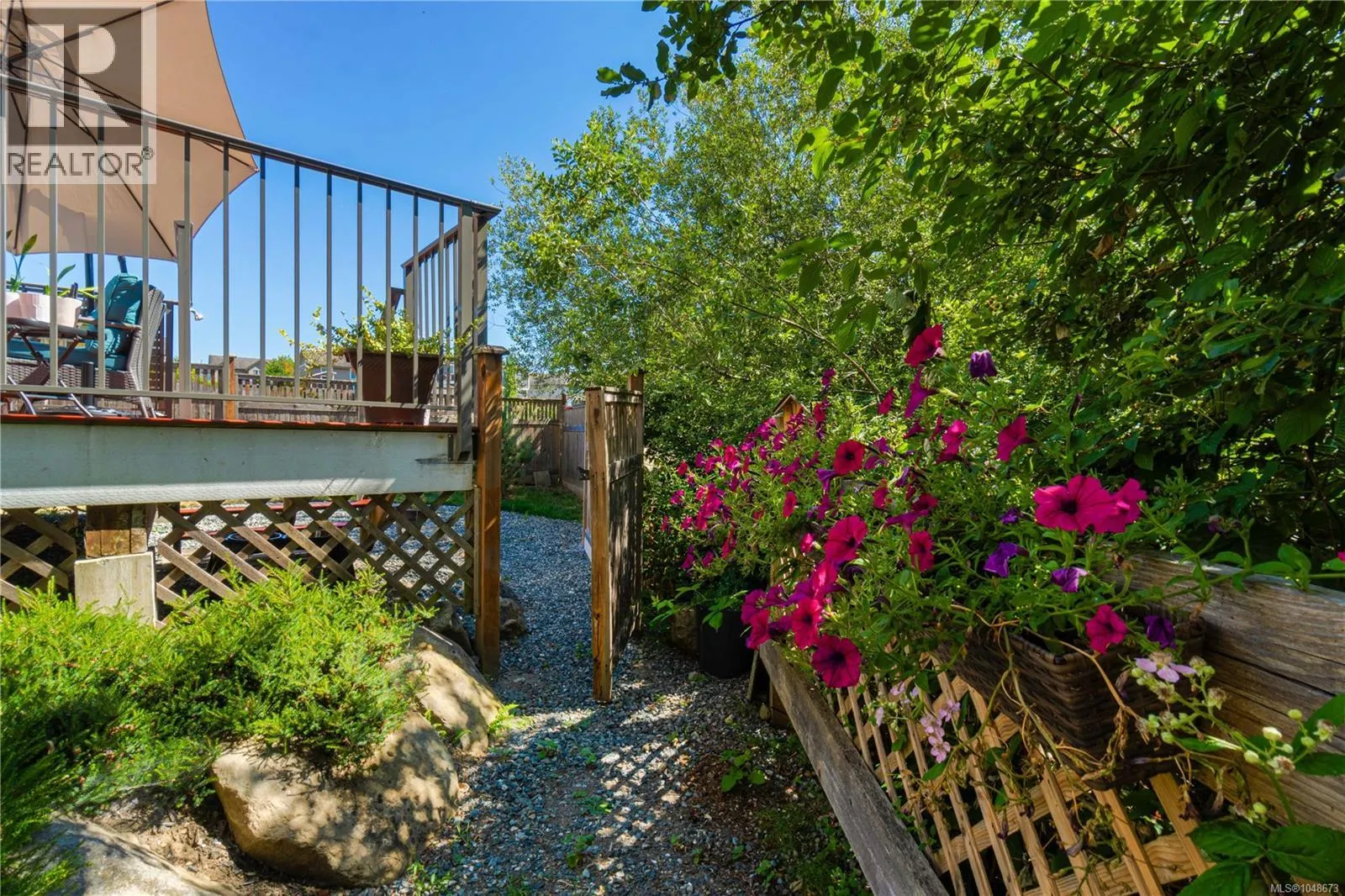 495 Menzies Ridge Dr