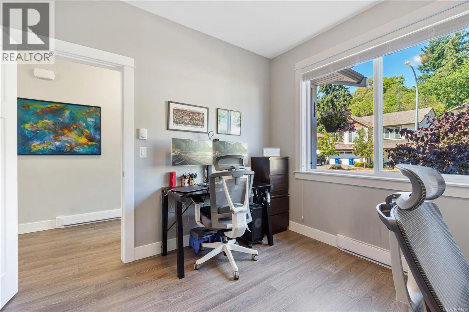 495 Menzies Ridge Dr