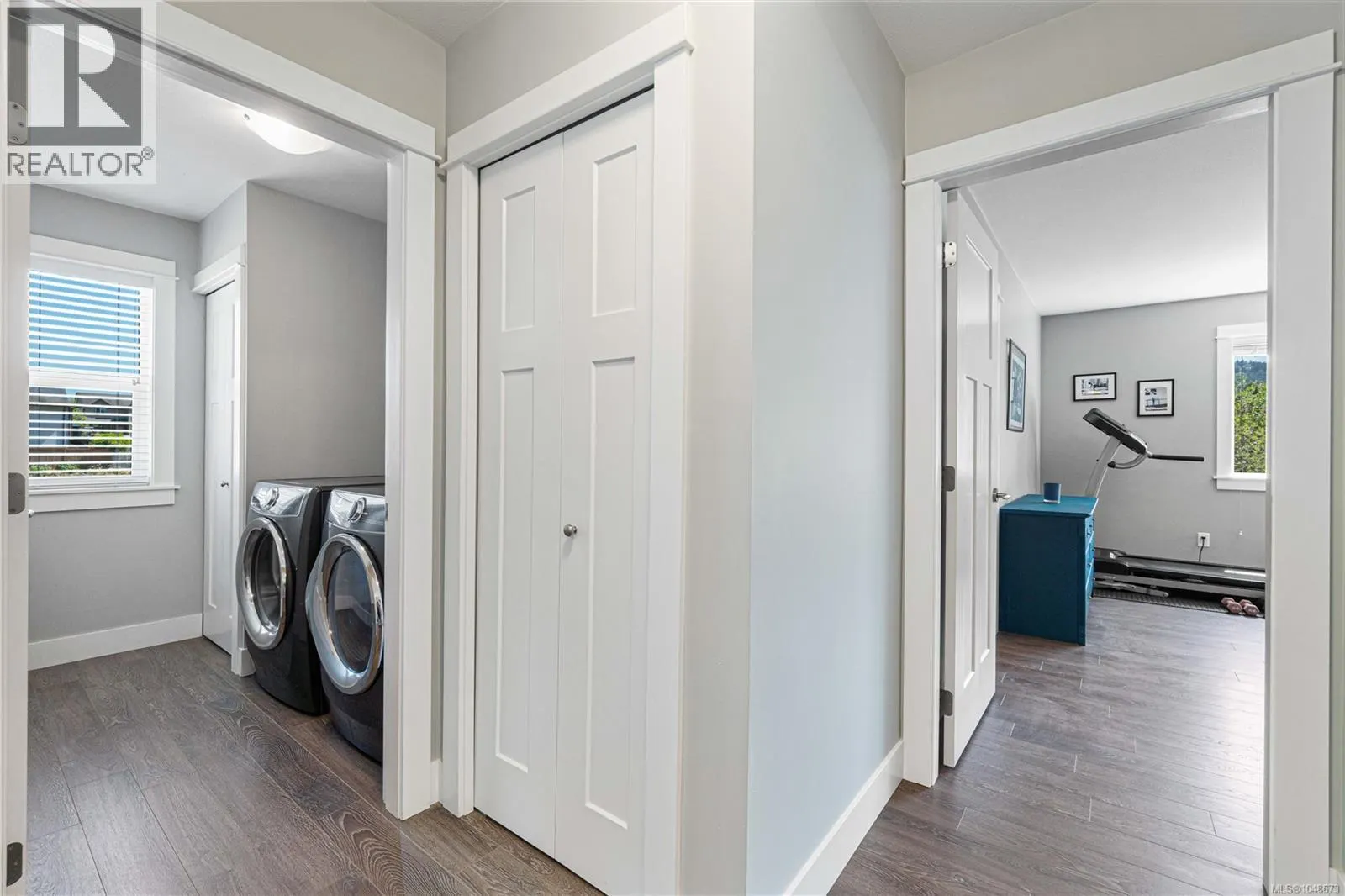 495 Menzies Ridge Dr