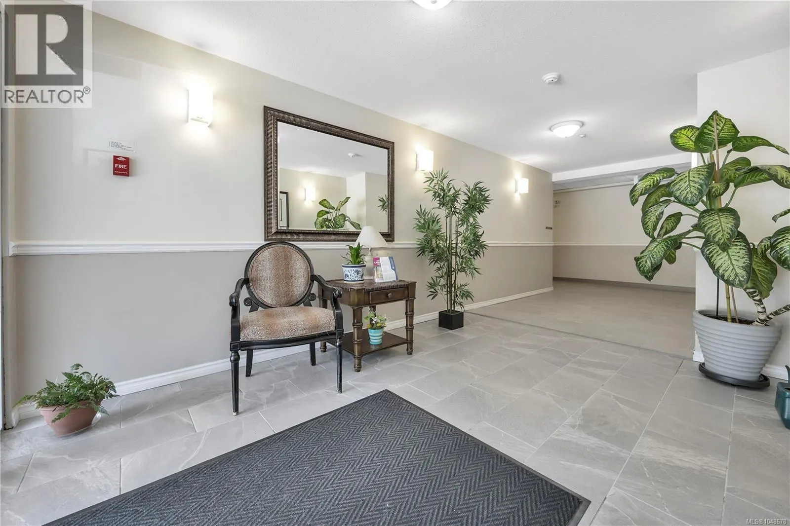 302 1631 Dufferin Cres